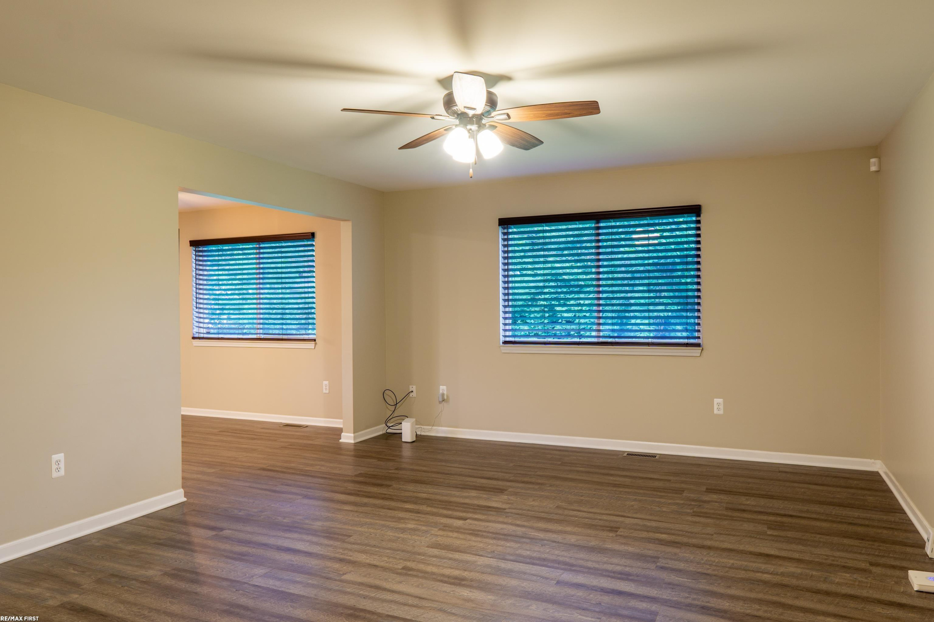 8218 Jewett Avenue, Warren, MI 48089 — Photo 11
