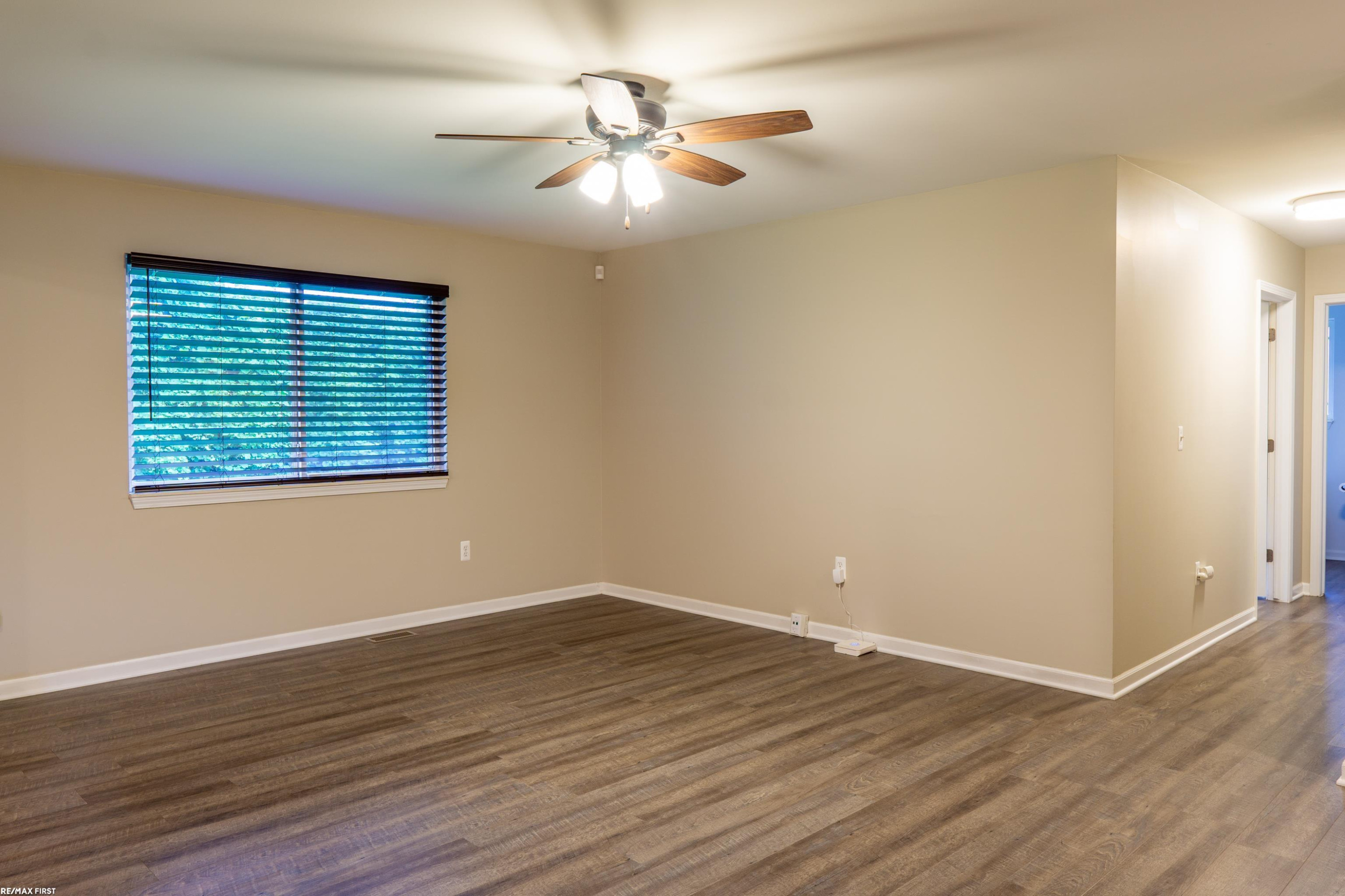 8218 Jewett Avenue, Warren, MI 48089 — Photo 12