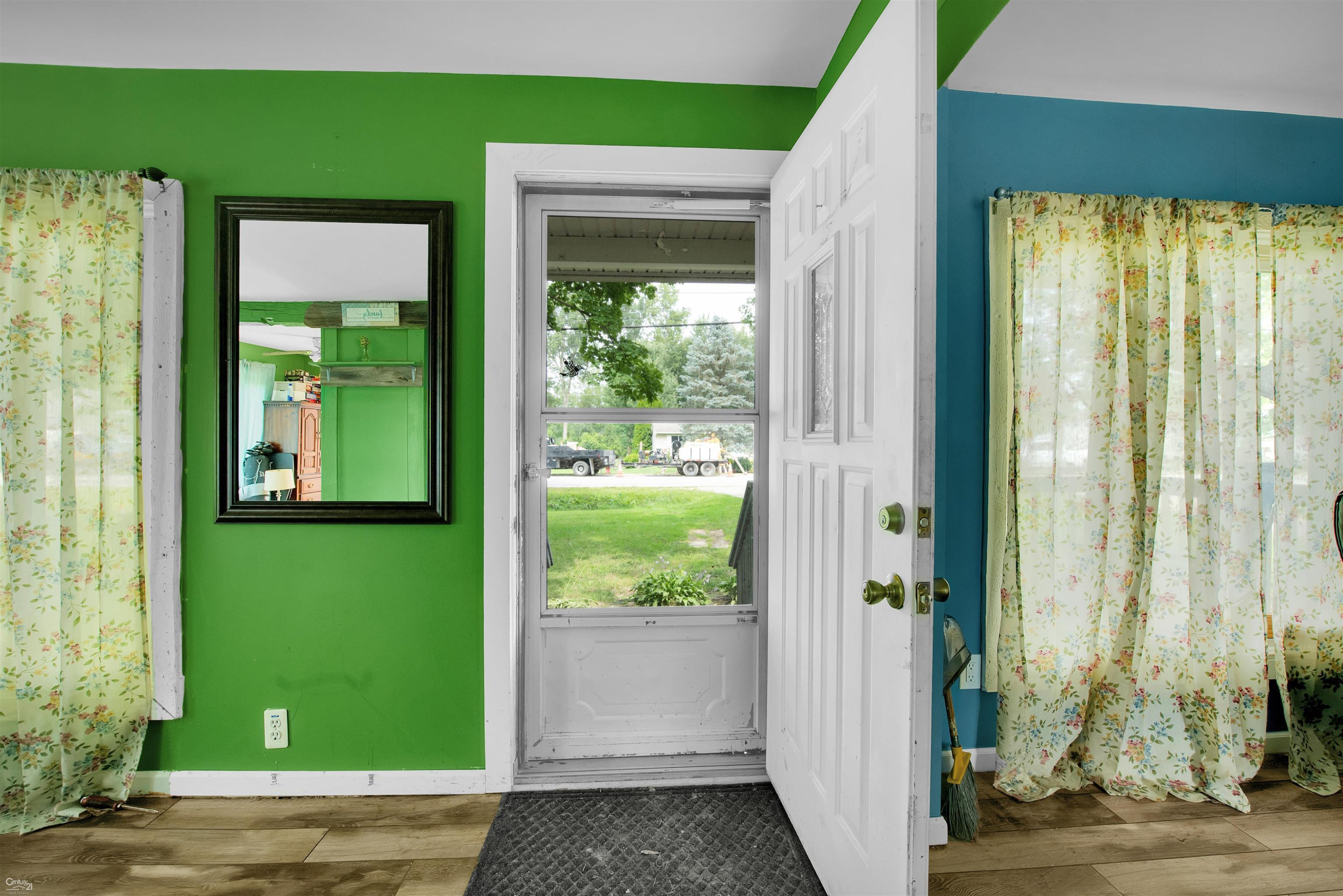 502 E Mill St Street, Capac, MI 48014 — Photo 5