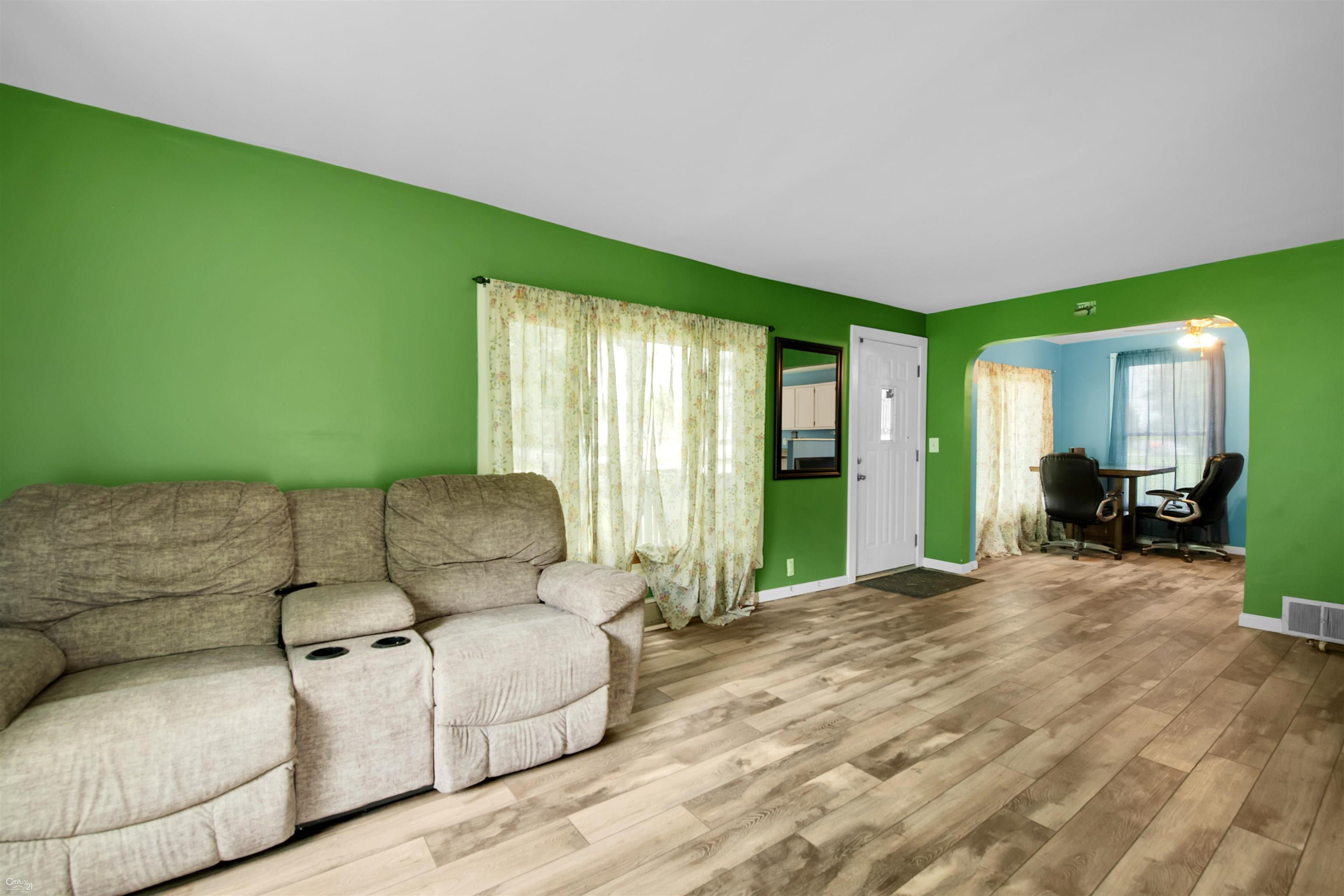 502 E Mill St Street, Capac, MI 48014 — Photo 7