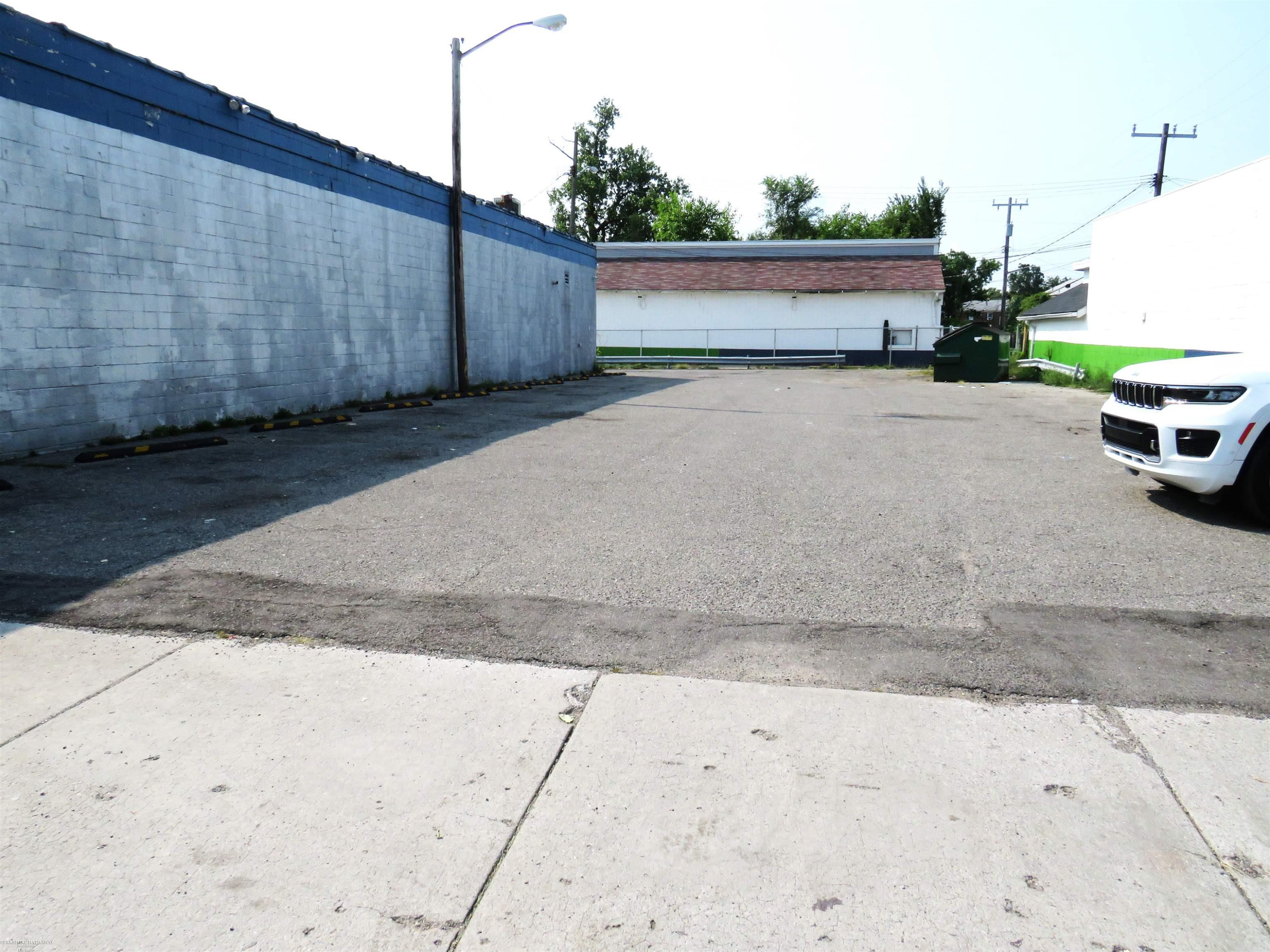13109 W Eight Mile Road, Detroit, MI 48235 — Photo 7