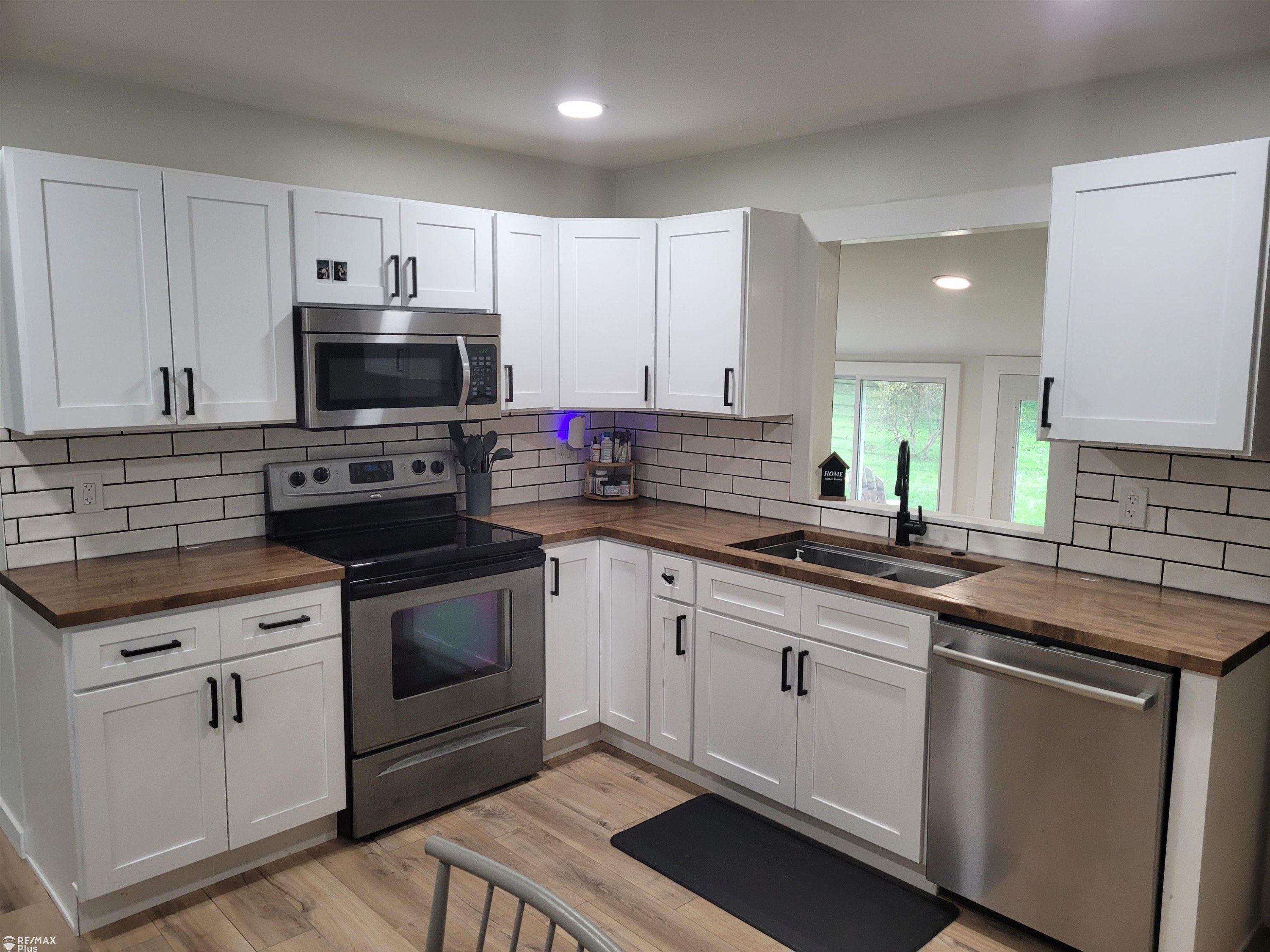 1100 Baldwin, Lapeer, MI 48446 — Photo 11