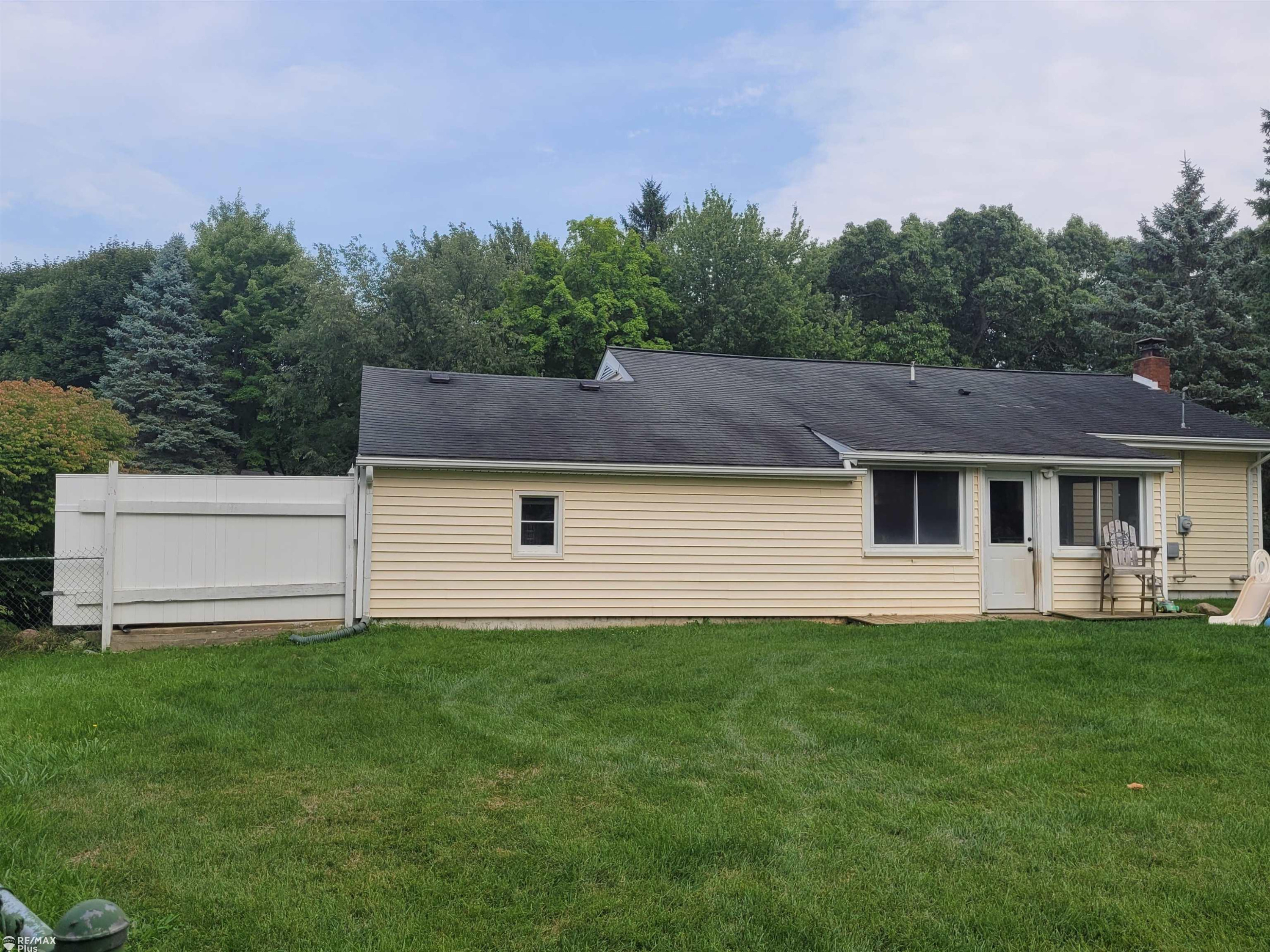 1100 Baldwin, Lapeer, MI 48446 — Photo 44
