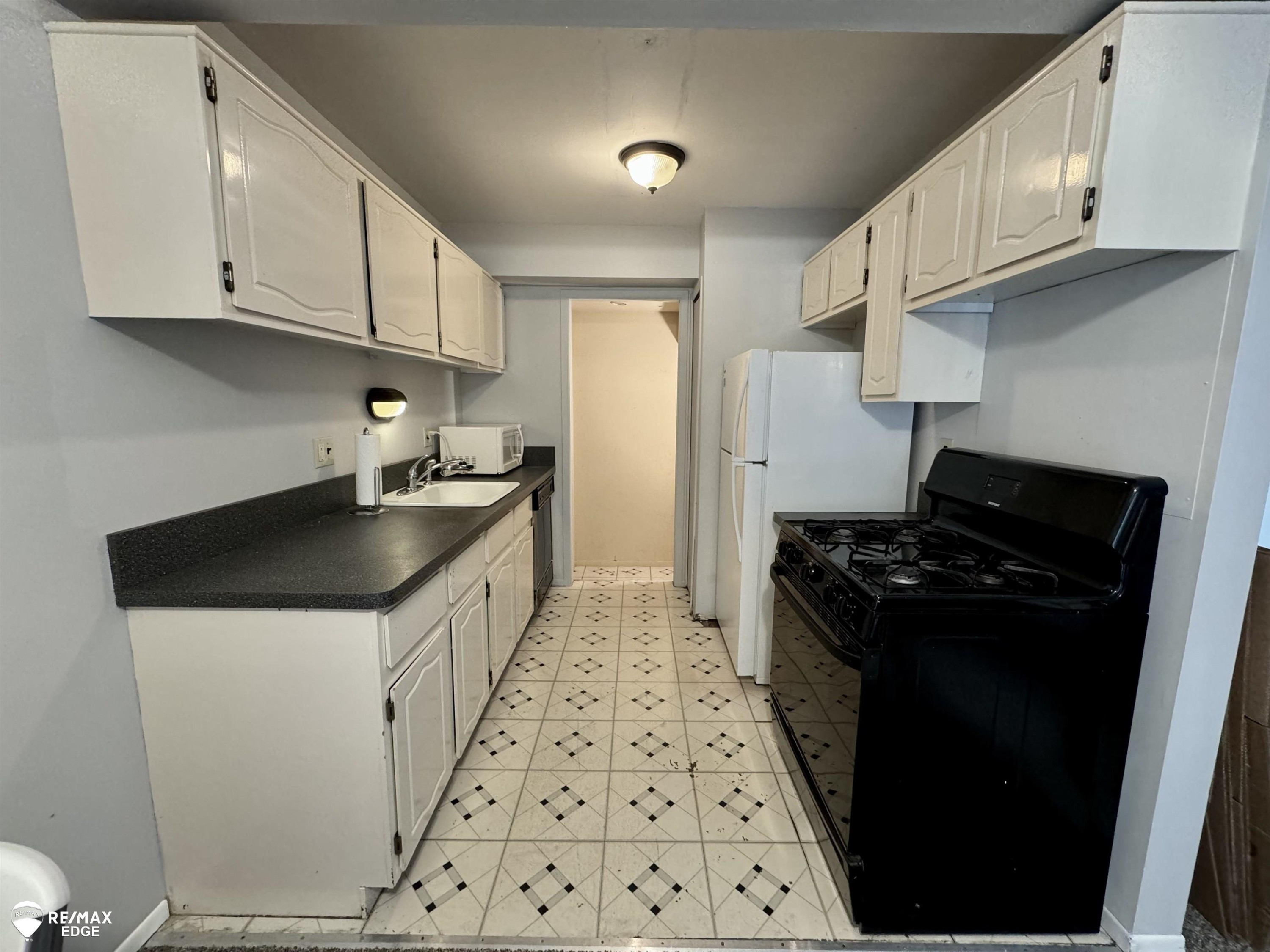 15543 Dupage, Taylor, MI 48180 — Photo 4