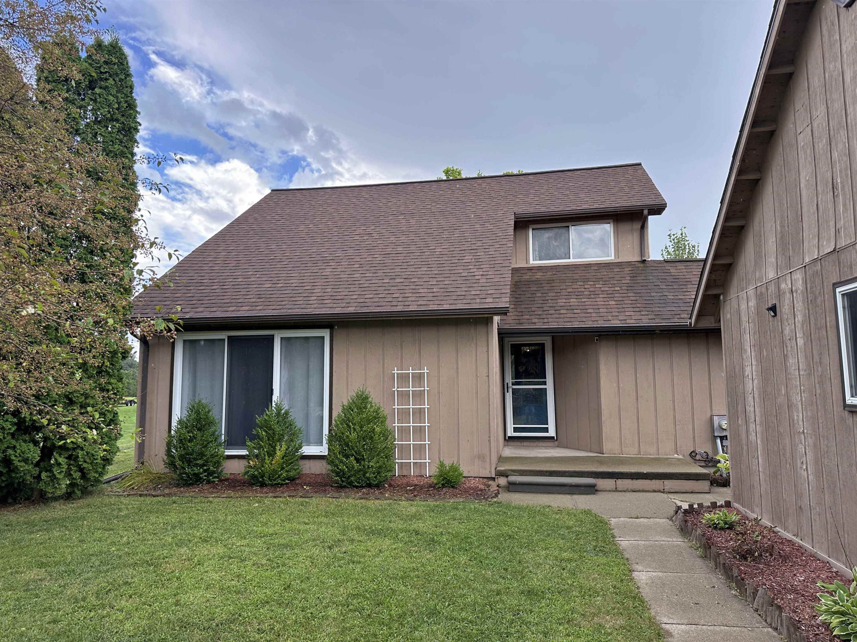 700 Sunflower, Chesaning, MI 48616 — Photo 16