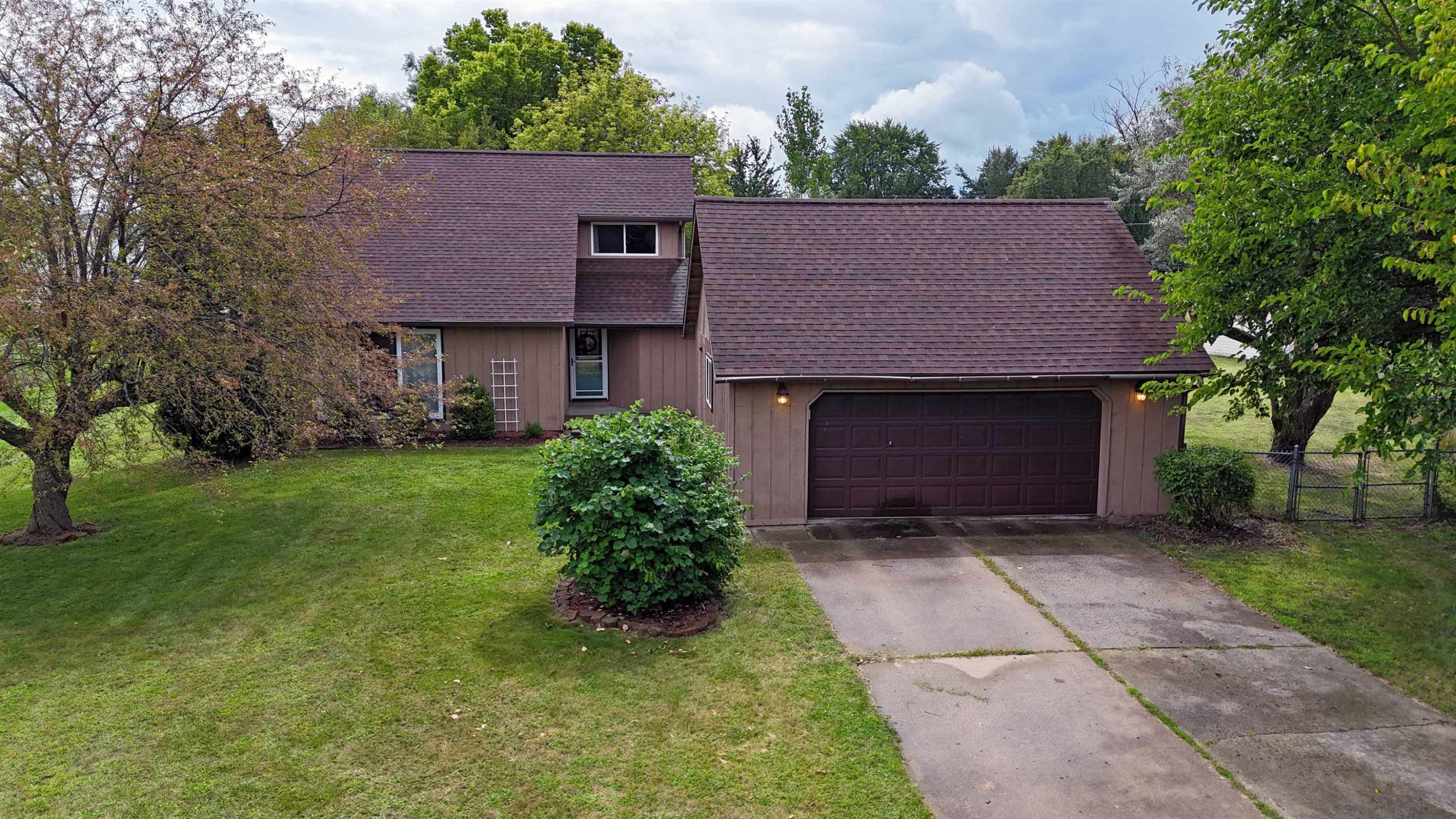 700 Sunflower, Chesaning, MI 48616 — Photo 37