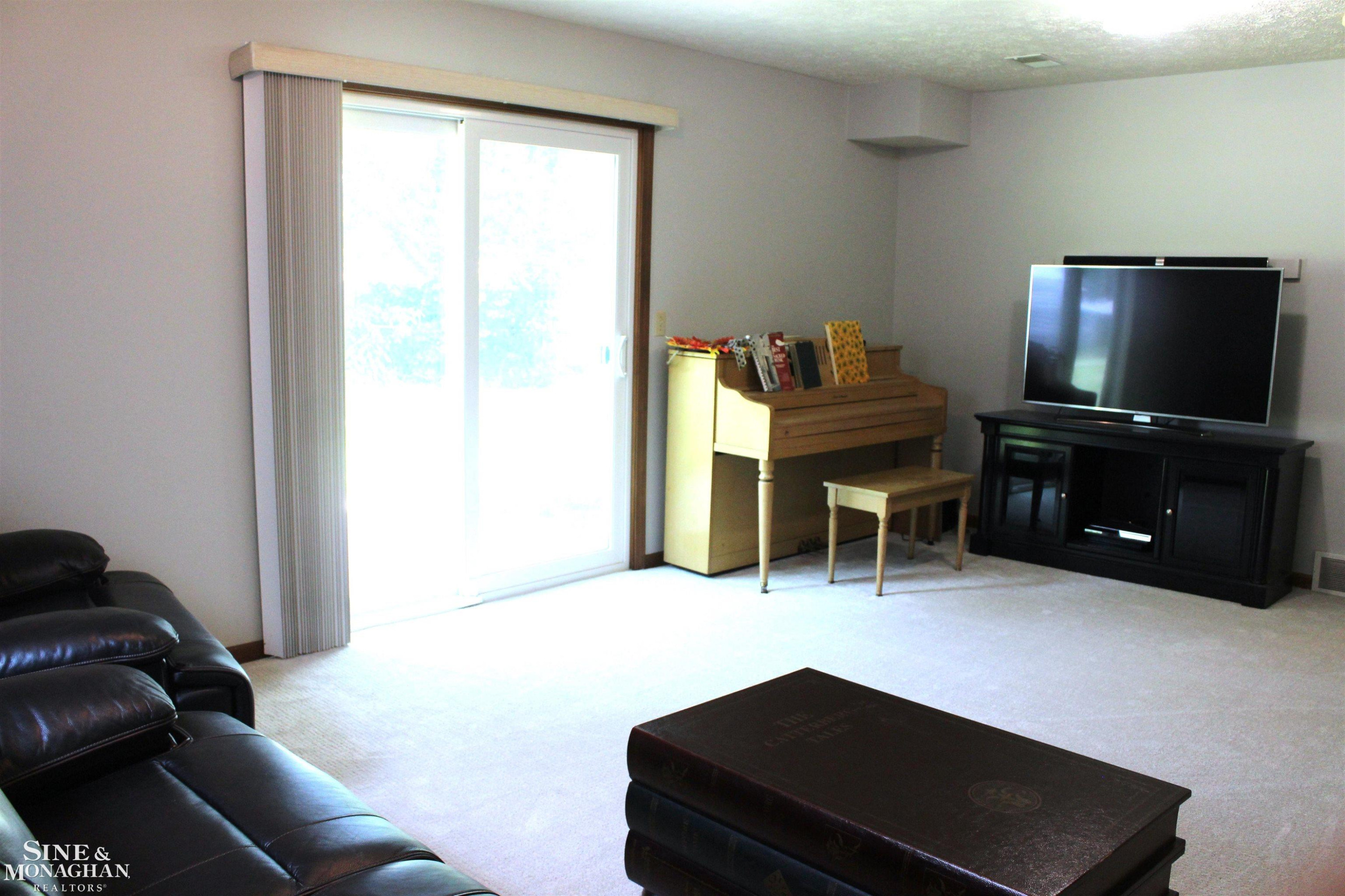 420 Standish Drive, Wayland, MI 49348 — Photo 31