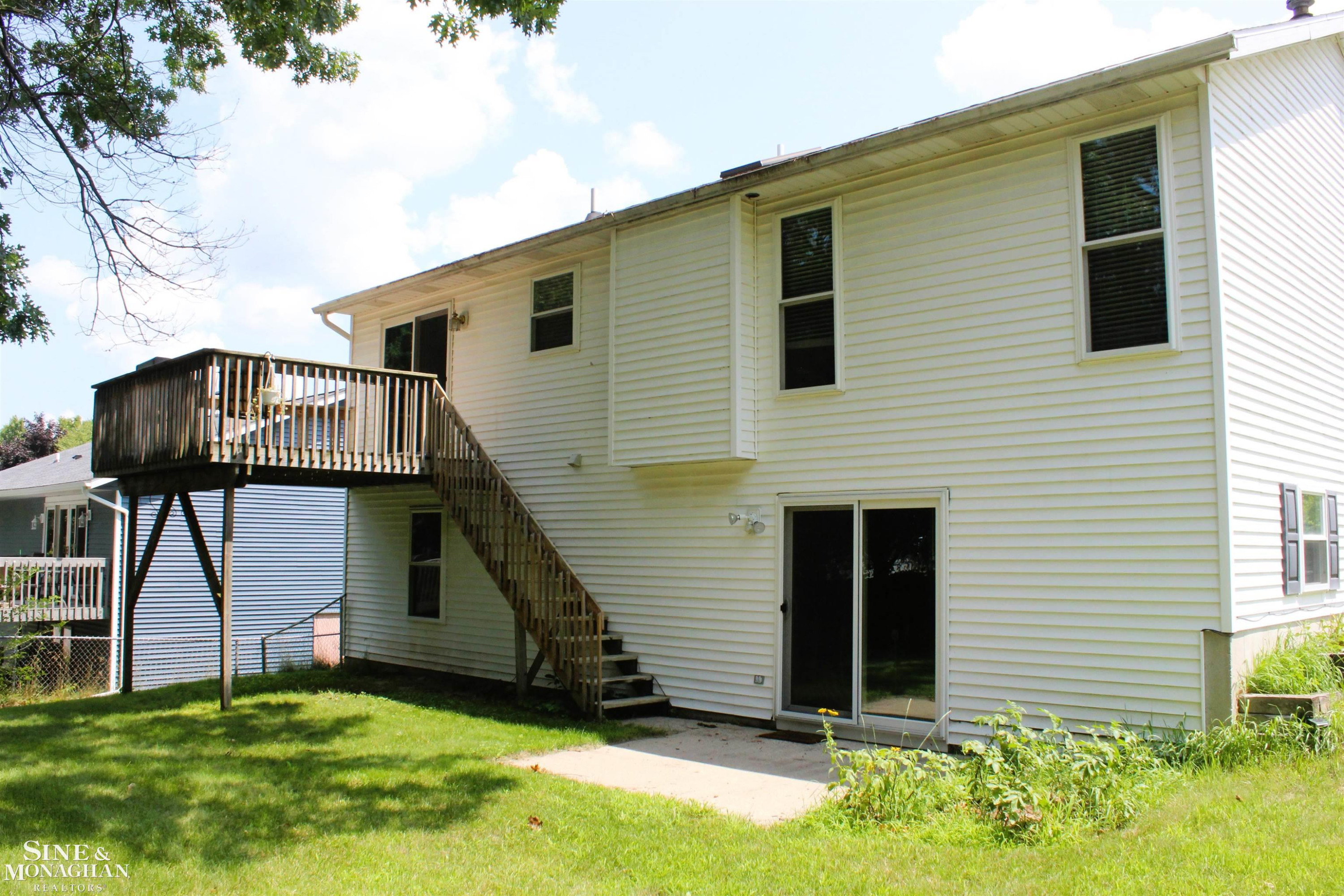 420 Standish Drive, Wayland, MI 49348 — Photo 37
