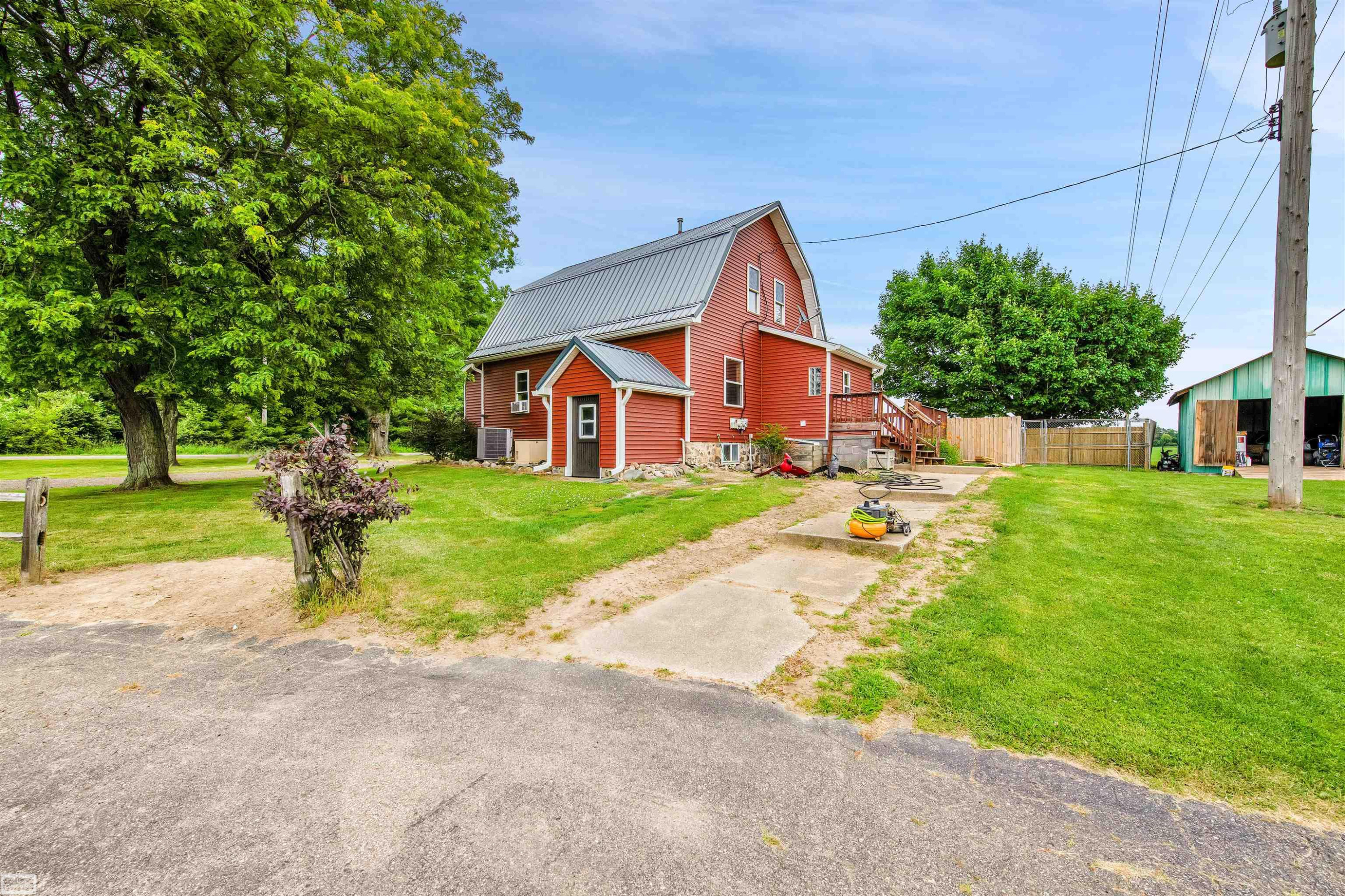 5588 Lum Road, Attica, MI 48412 — Photo 2