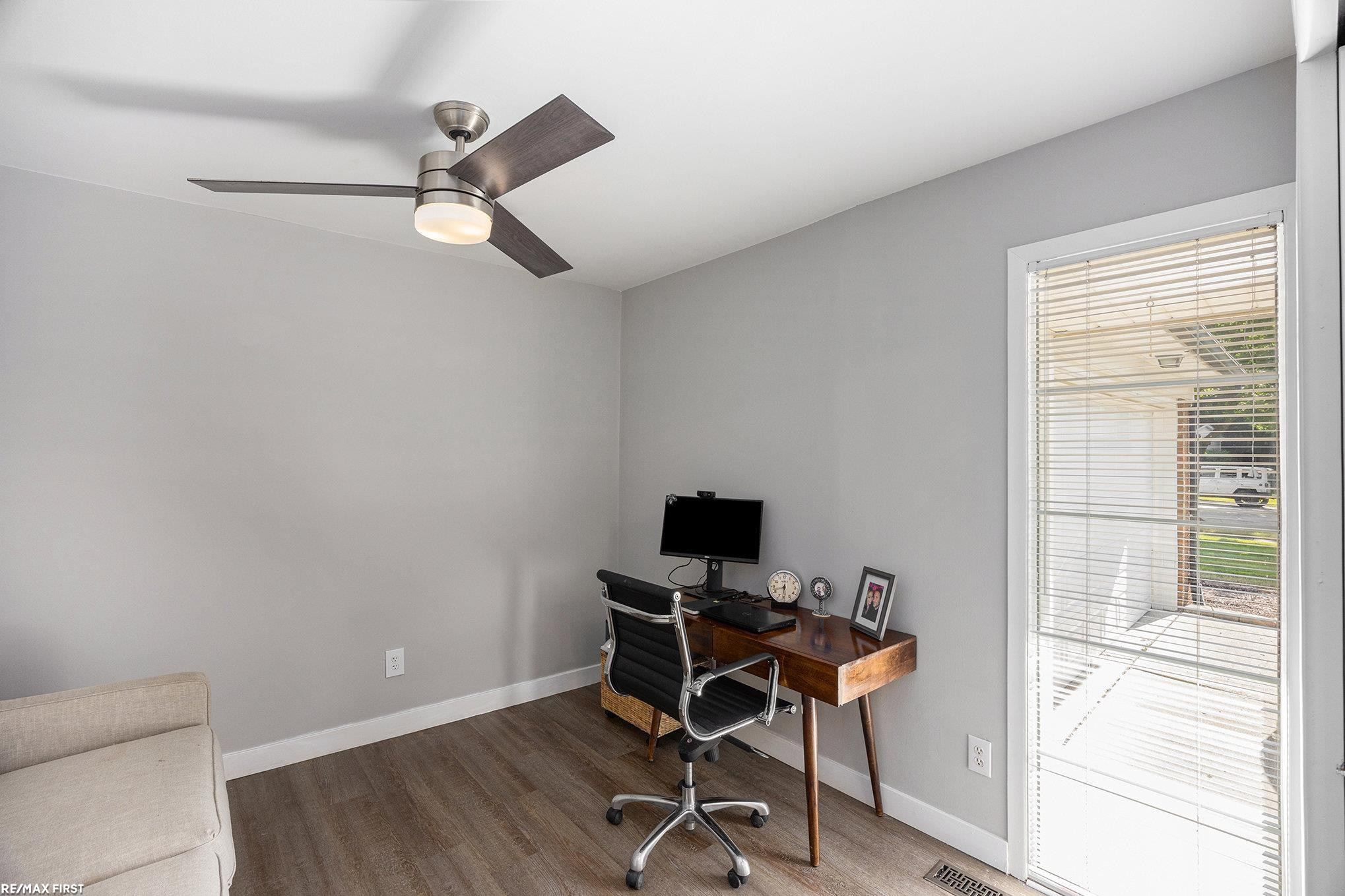 4036 Wentworth Drive, Troy, MI 48098 — Photo 4