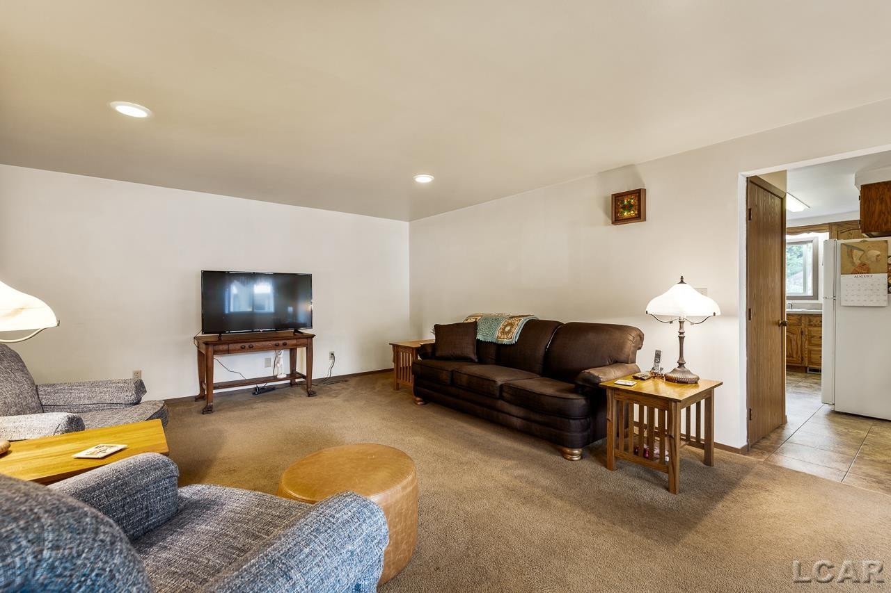 108 Locust, Clinton, MI 49236 — Photo 5