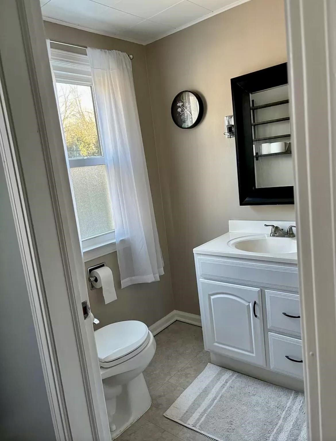 324 W Saint Clair, MI 48065 — Photo 16