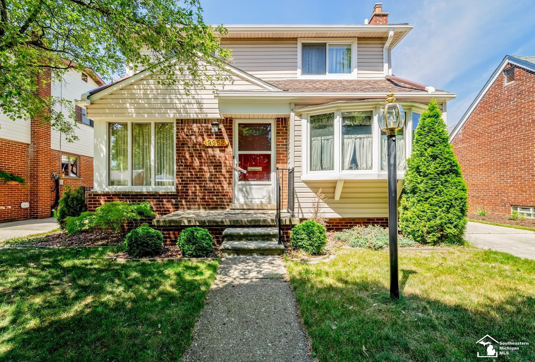 9952 QUANDT, Allen Park, MI 48101 — front exterior