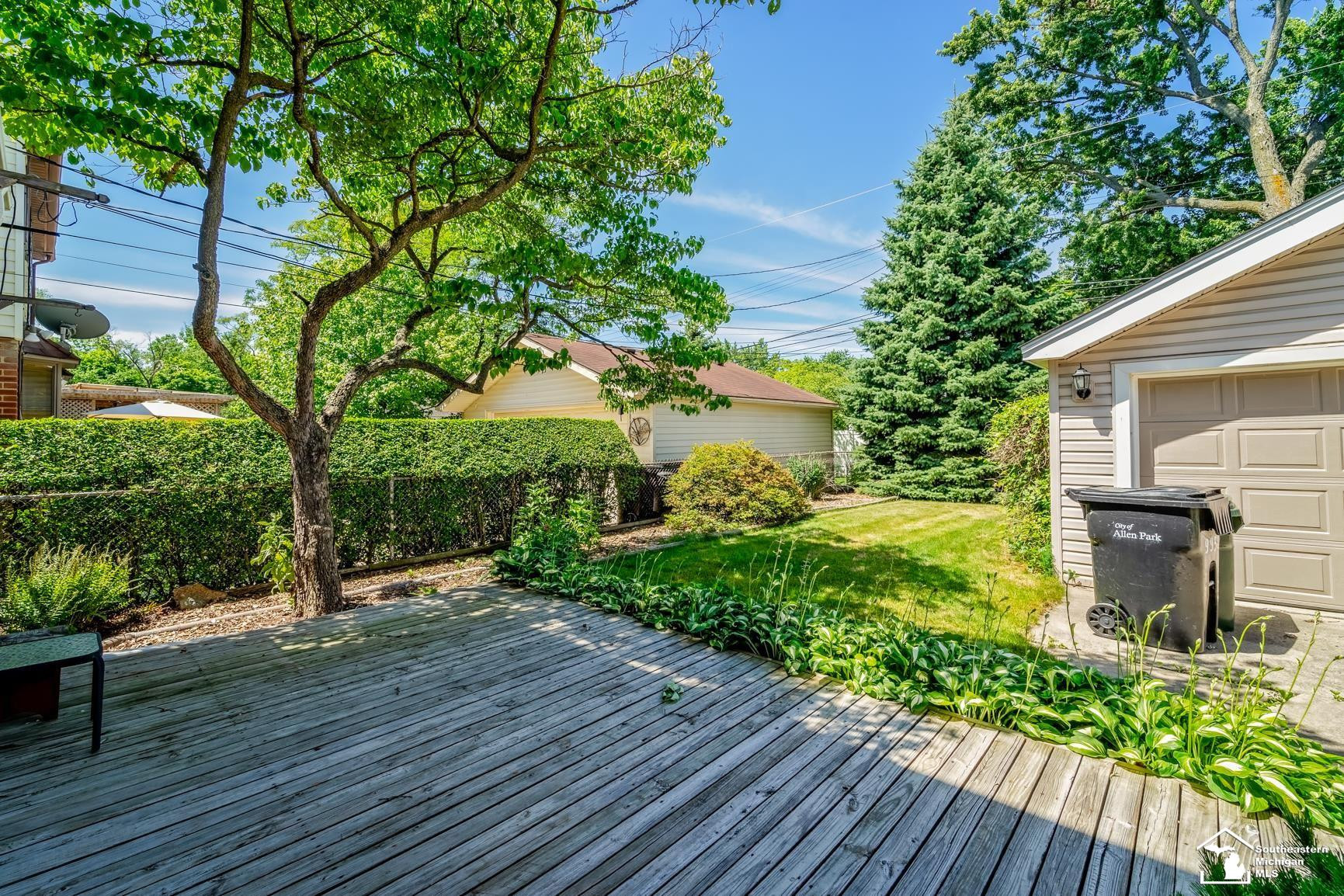 9952 QUANDT, Allen Park, MI 48101 — Photo 36