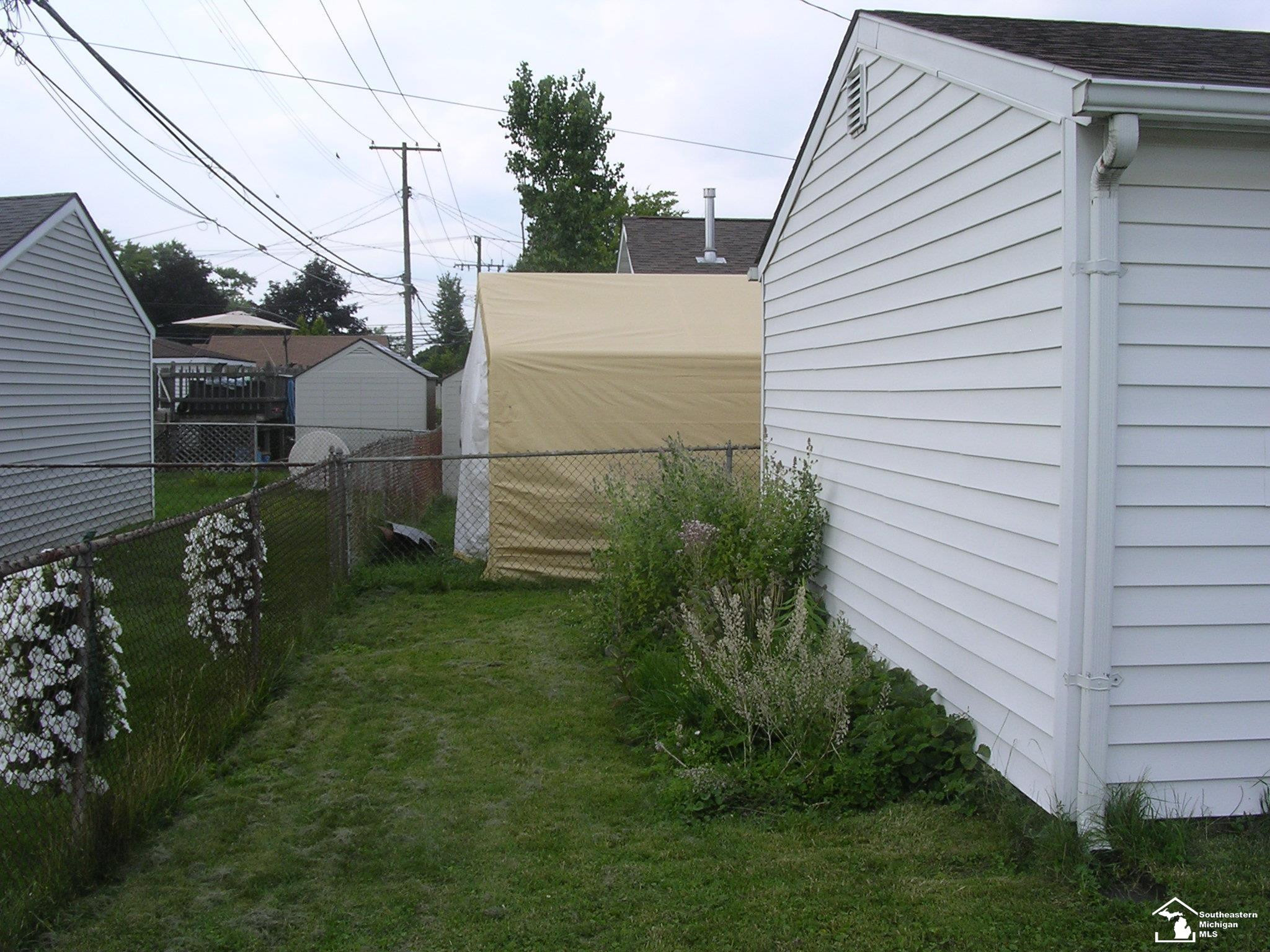 9856 Park, Allen Park, MI 48101 — Photo 5