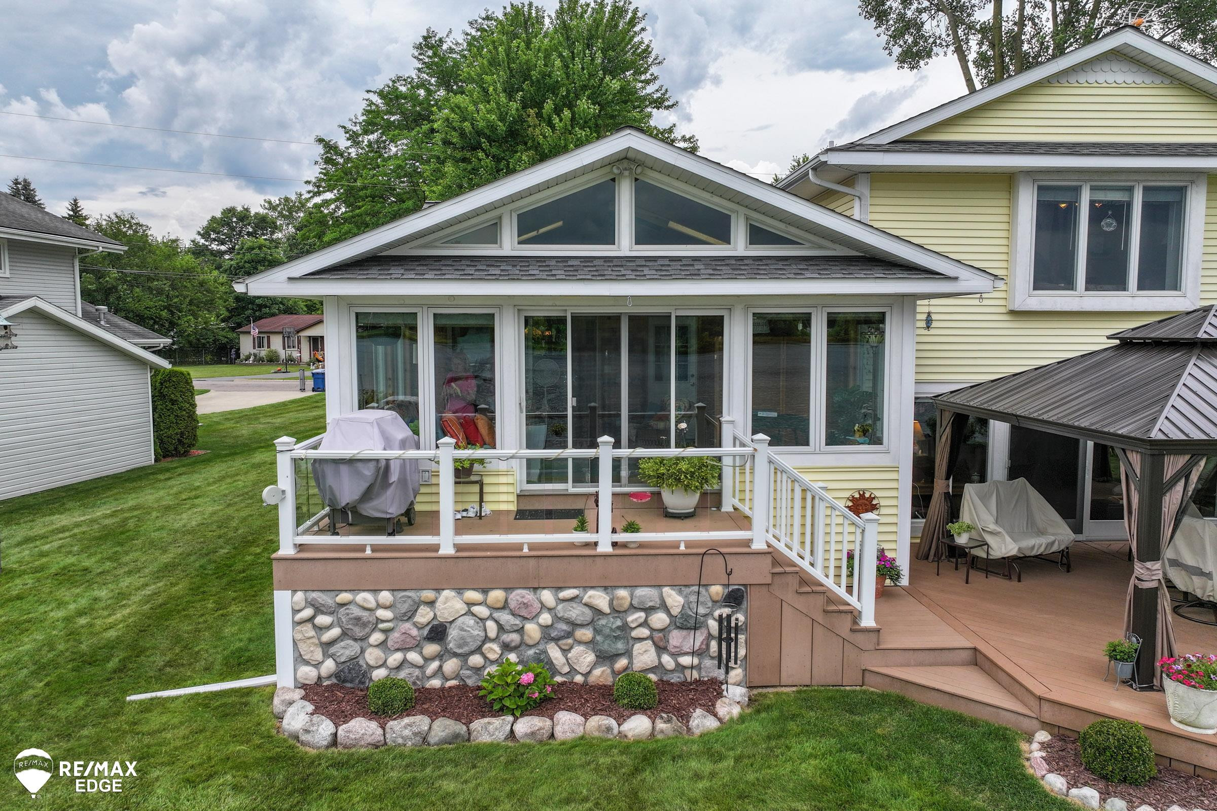 946 Holly Bush, Holly, MI 48442 — Photo 40