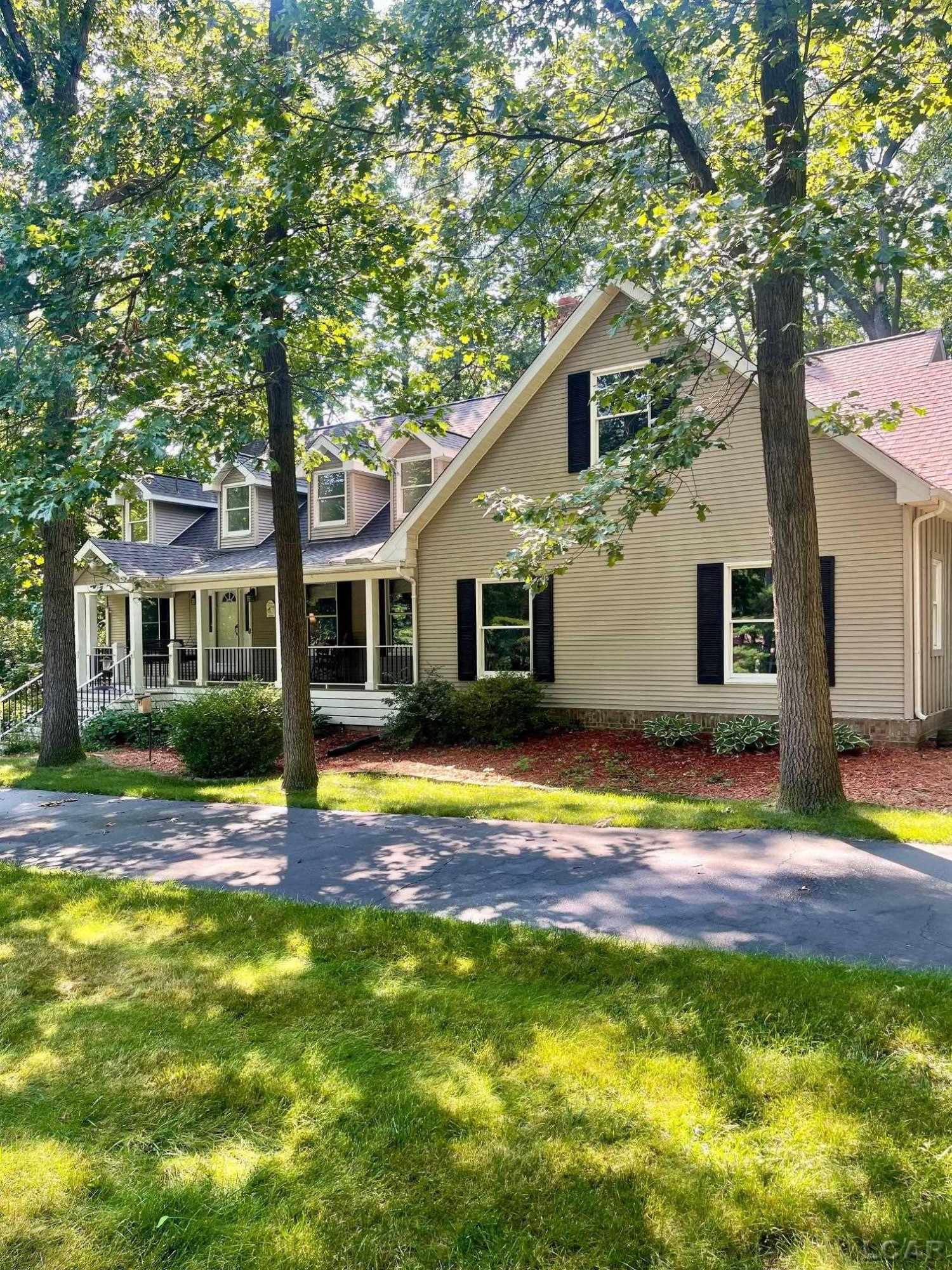 9490 Whispering Pines, Saline, MI 48176 — Photo 13