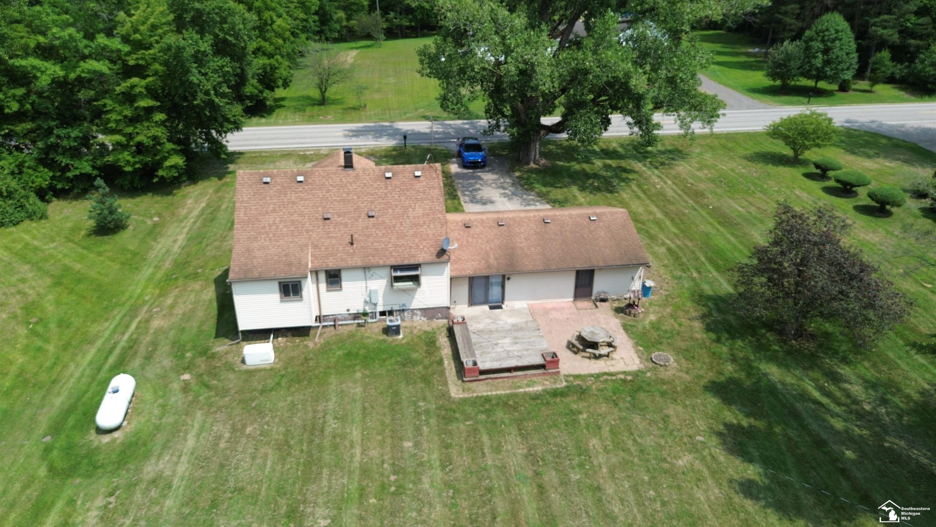 13857 Sumpter, Carleton, MI 48117 — Photo 4