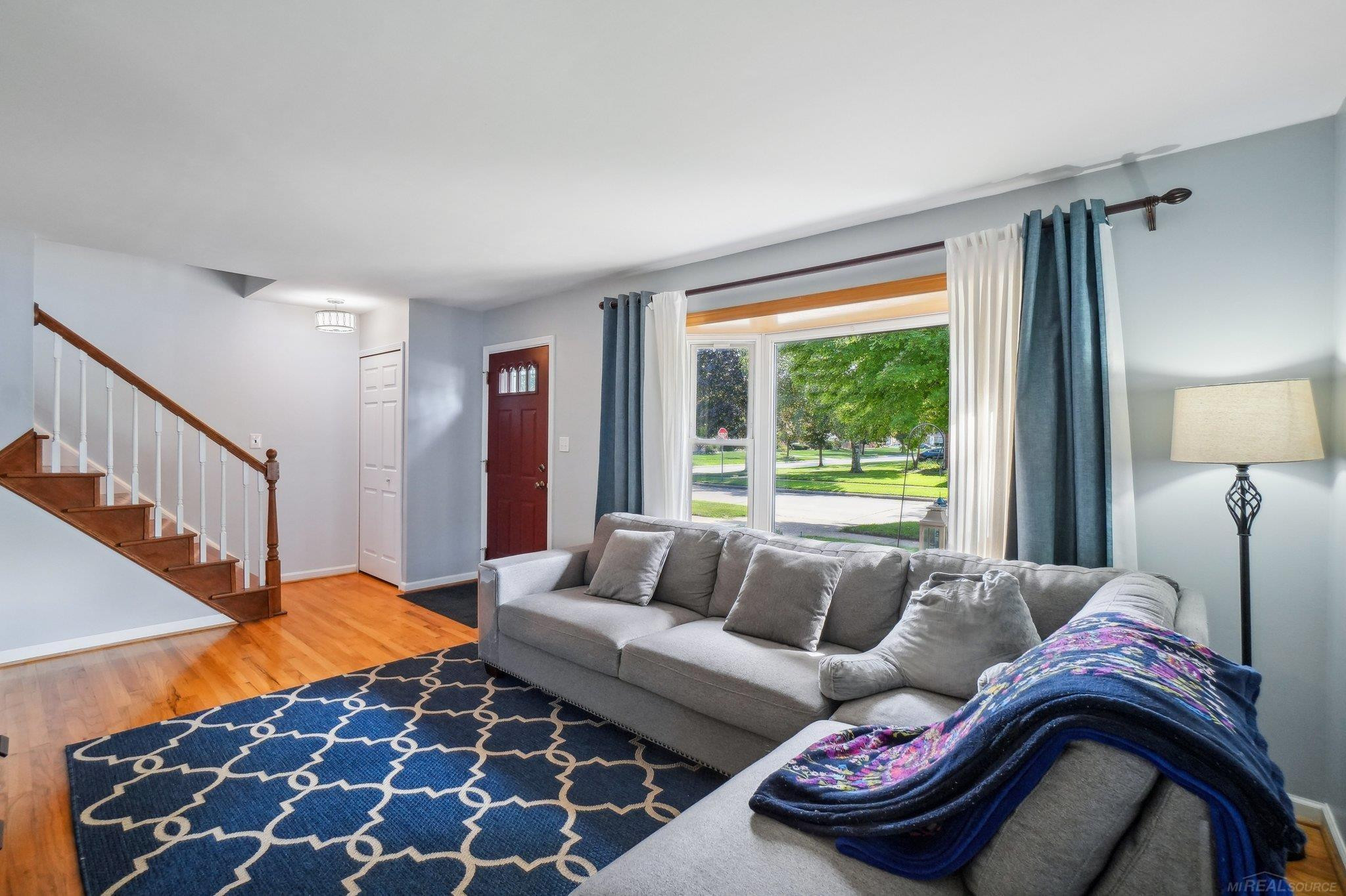 8183 Holly Drive, Canton, MI 48187 — Photo 9
