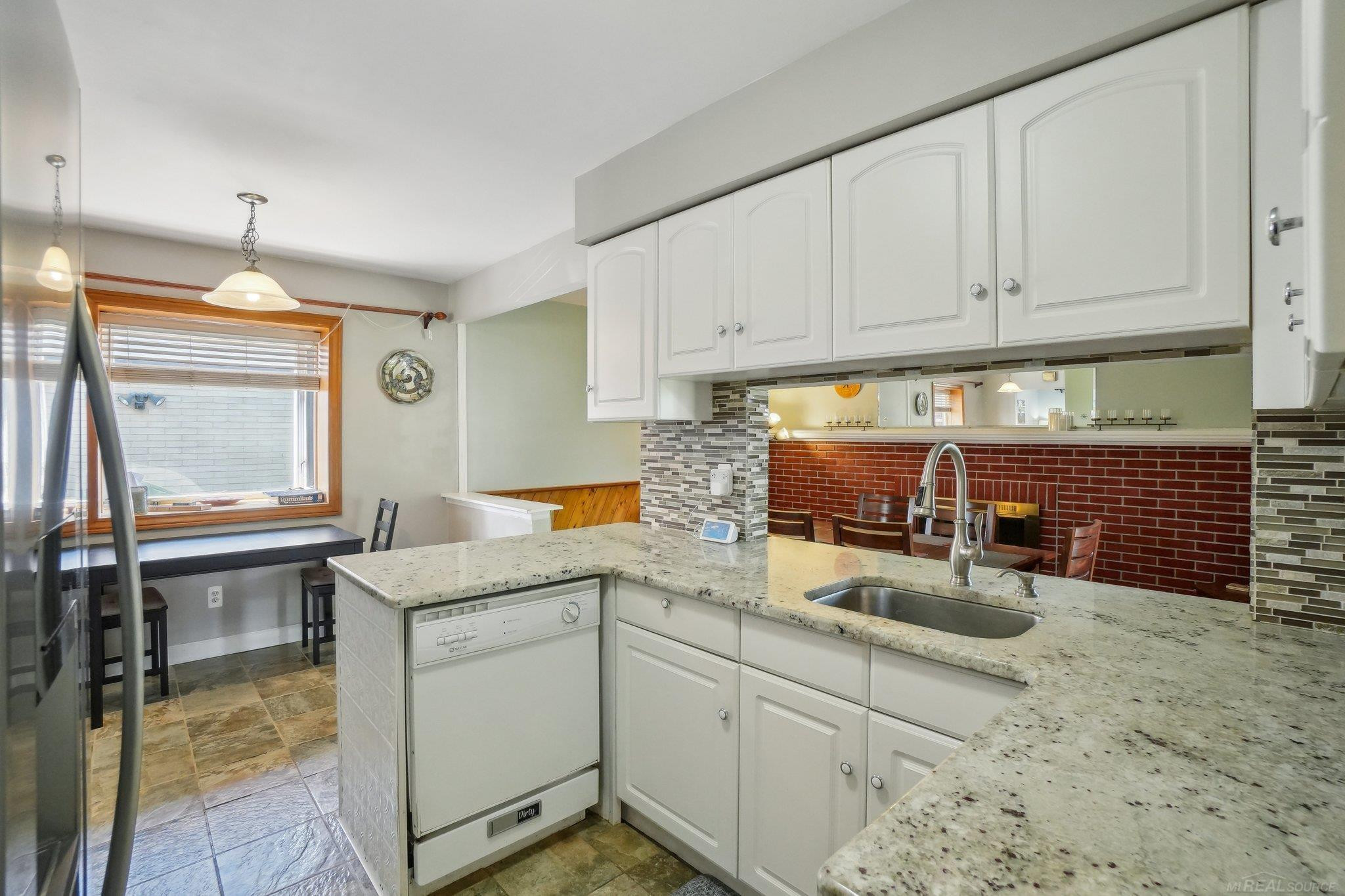 8183 Holly Drive, Canton, MI 48187 — Photo 17