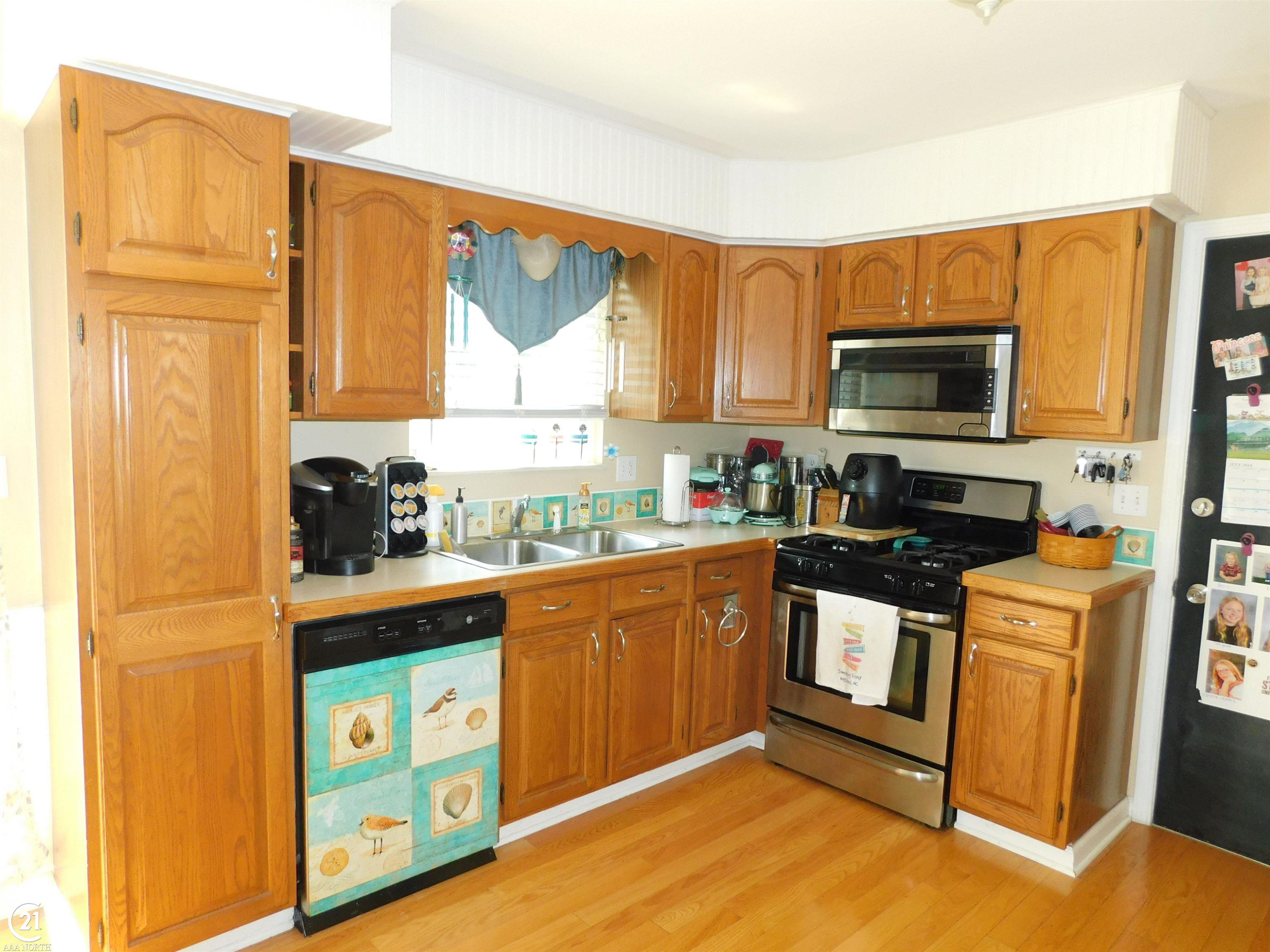 899 Mary Drive, Lapeer, MI 48446 — Photo 12