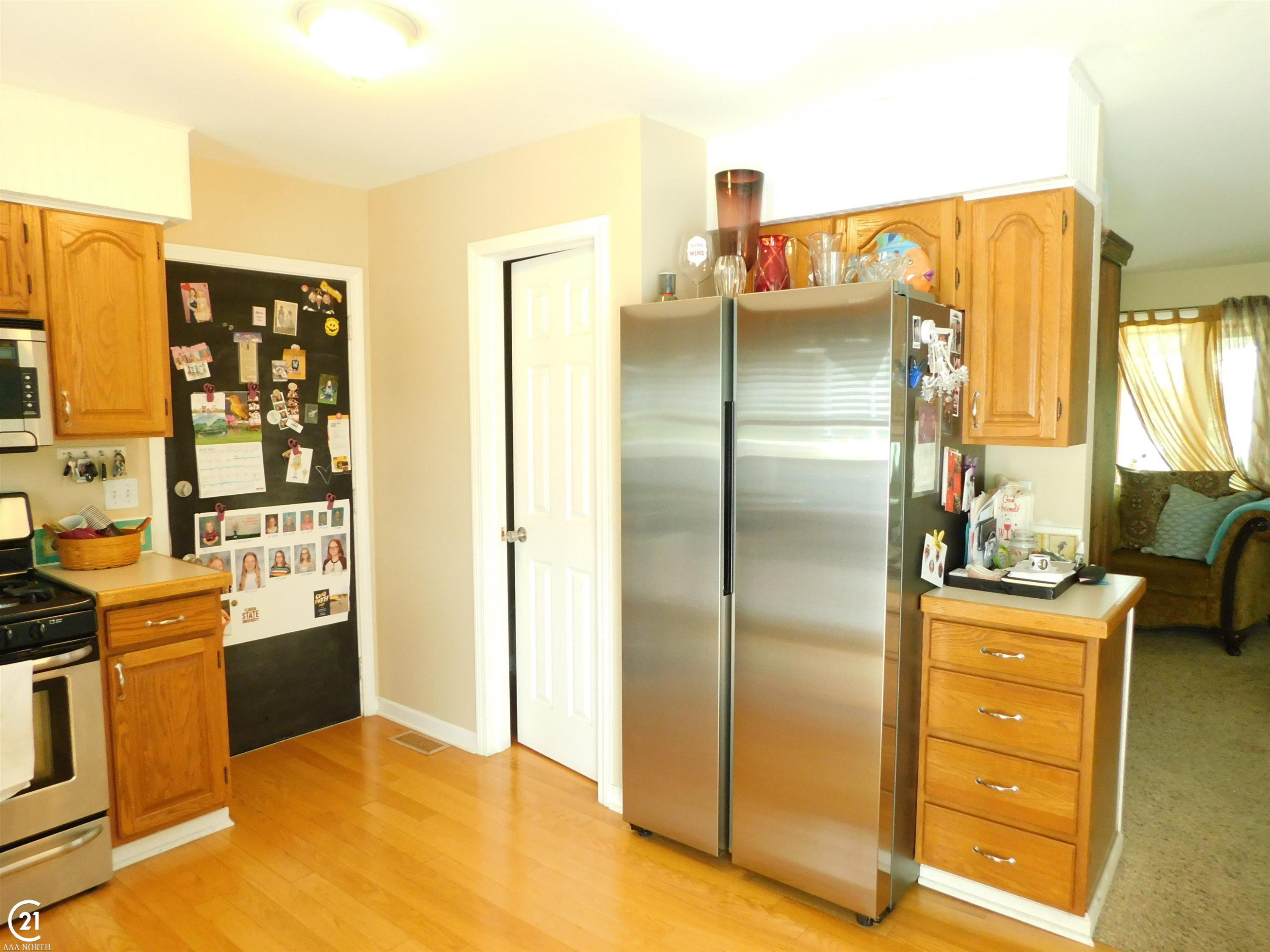 899 Mary Drive, Lapeer, MI 48446 — Photo 13