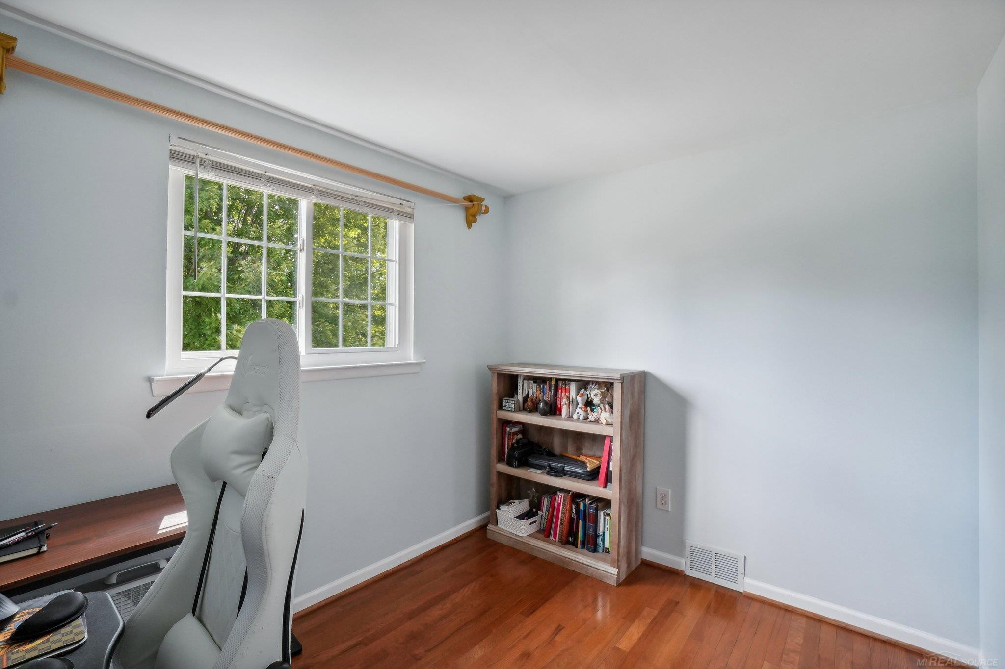 8183 Holly Drive, Canton, MI 48187 — Photo 28
