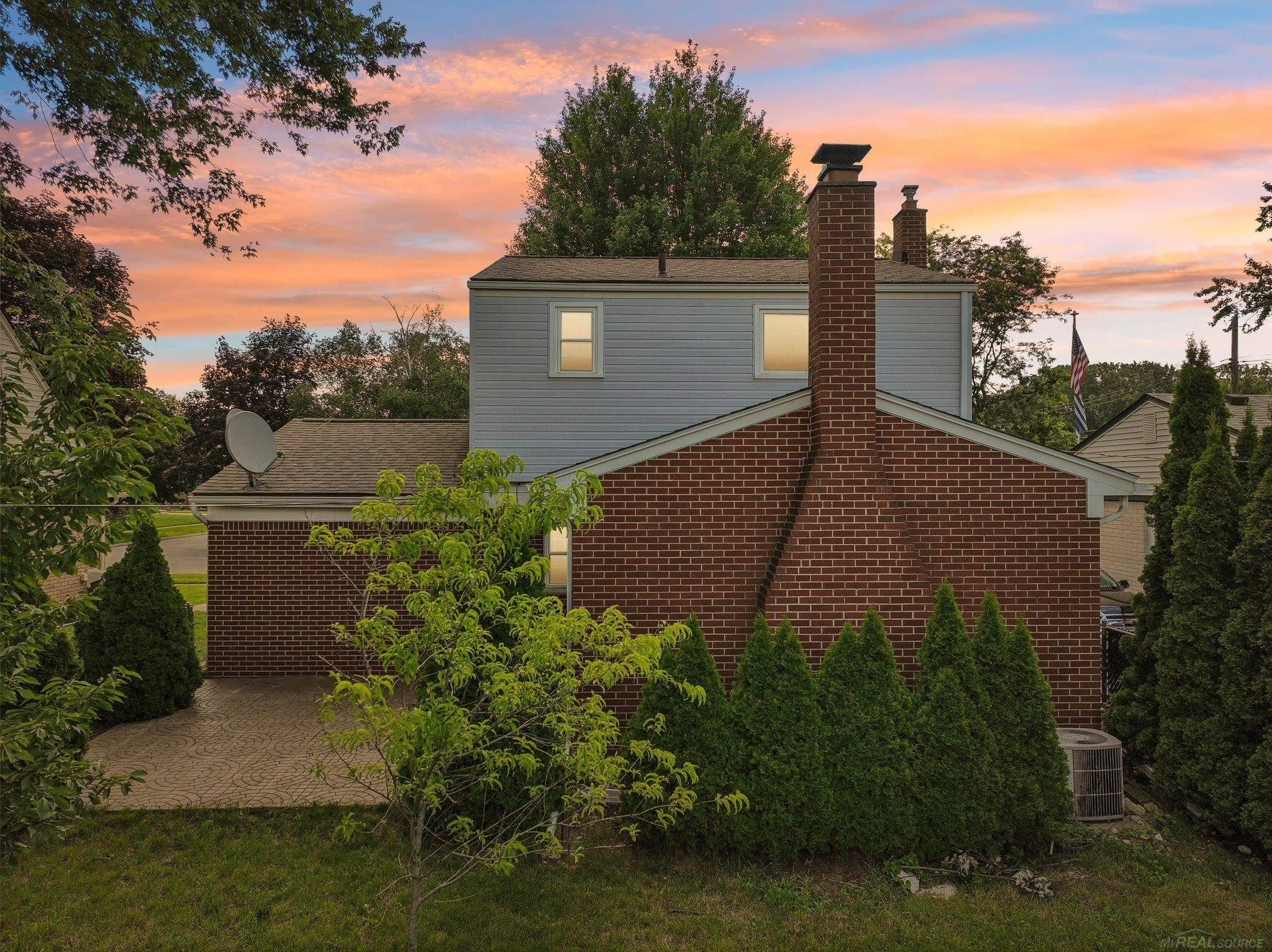 8183 Holly Drive, Canton, MI 48187 — Photo 42
