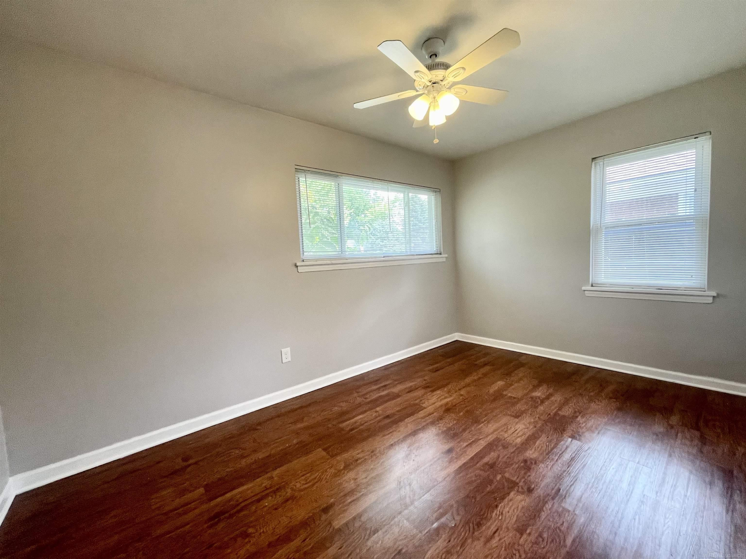1126 E Hudson Street, MI 48071 — Photo 9