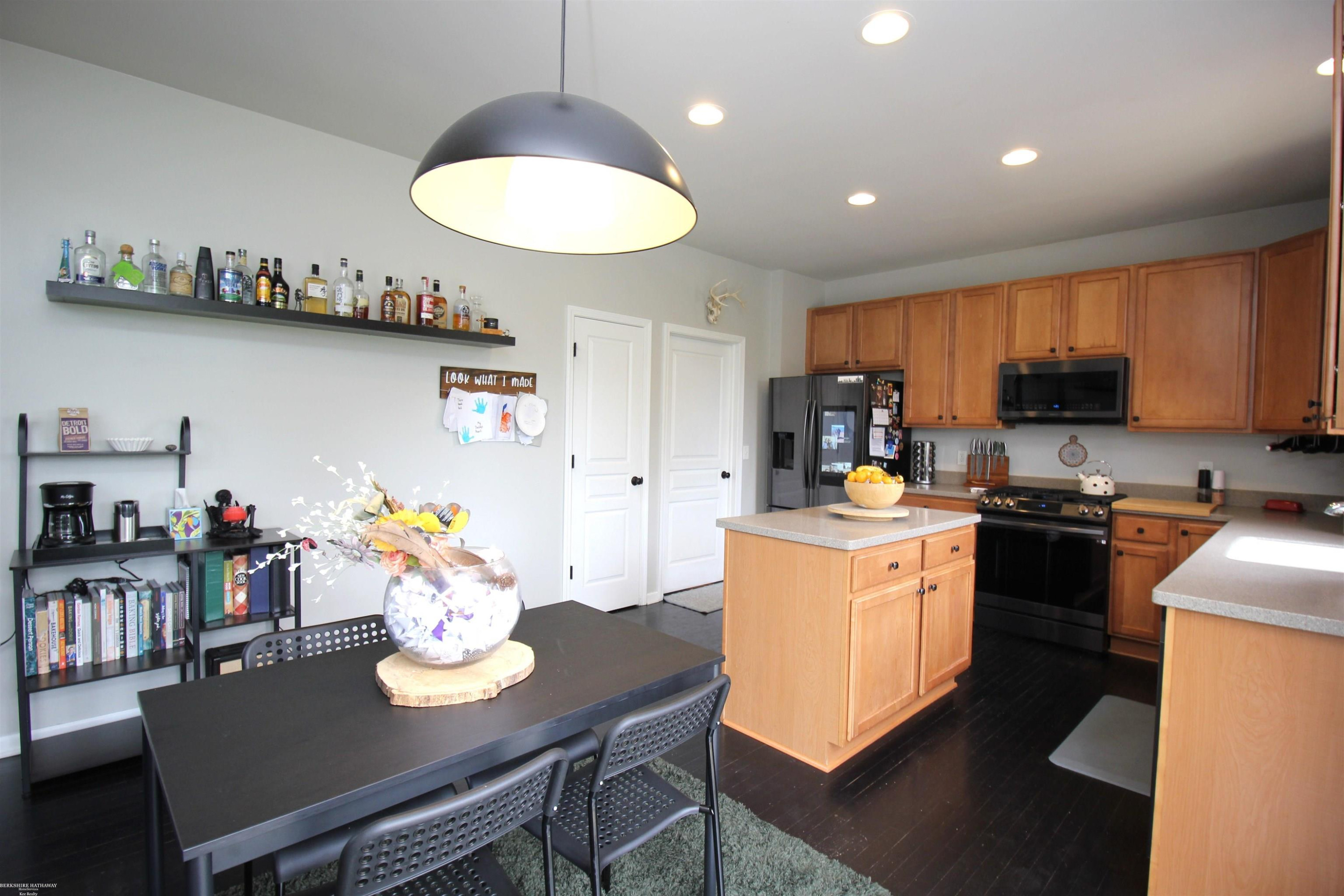 9035 Parkland Drive, Ypsilanti, MI 48197 — Photo 11