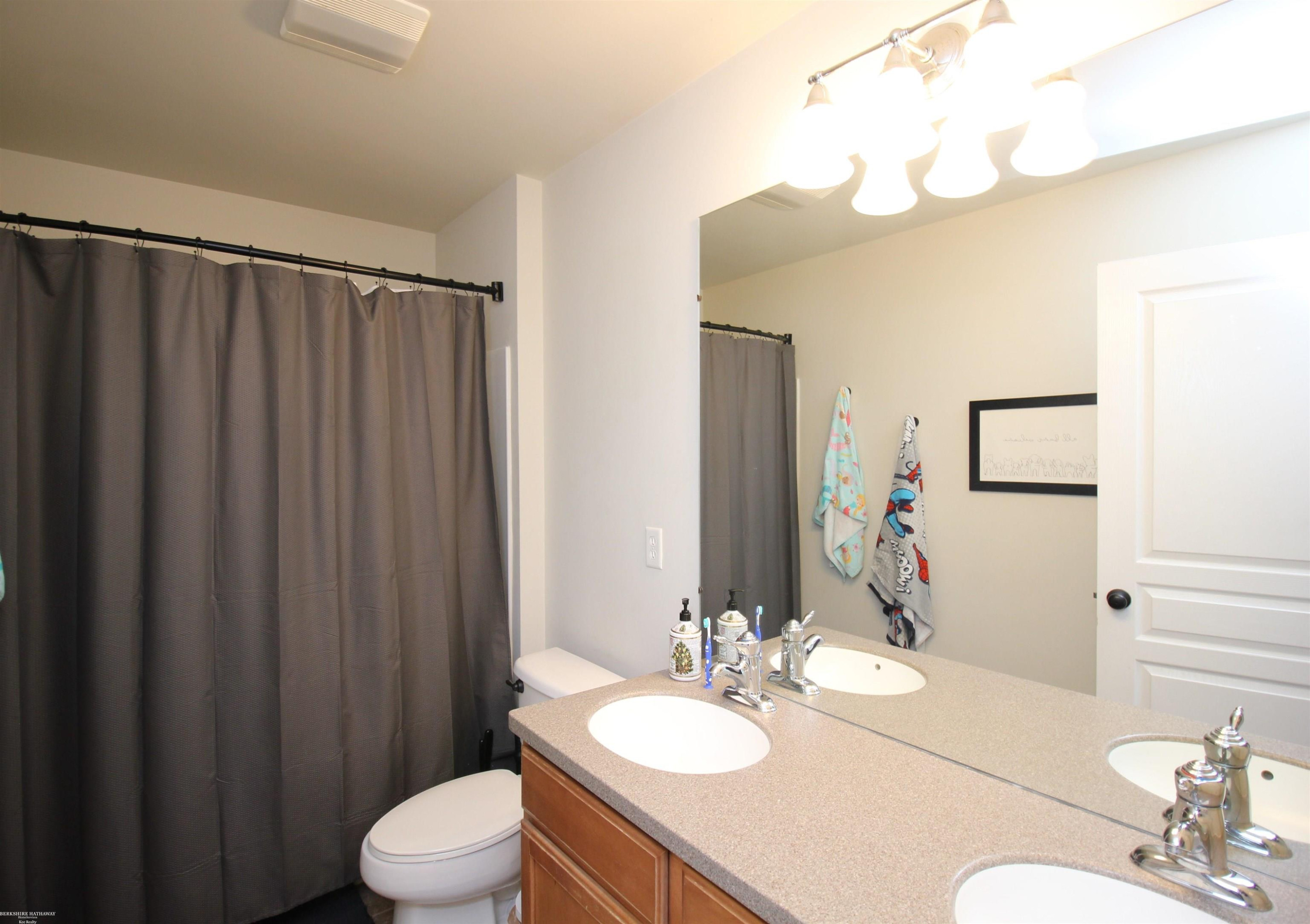 9035 Parkland Drive, Ypsilanti, MI 48197 — Photo 22