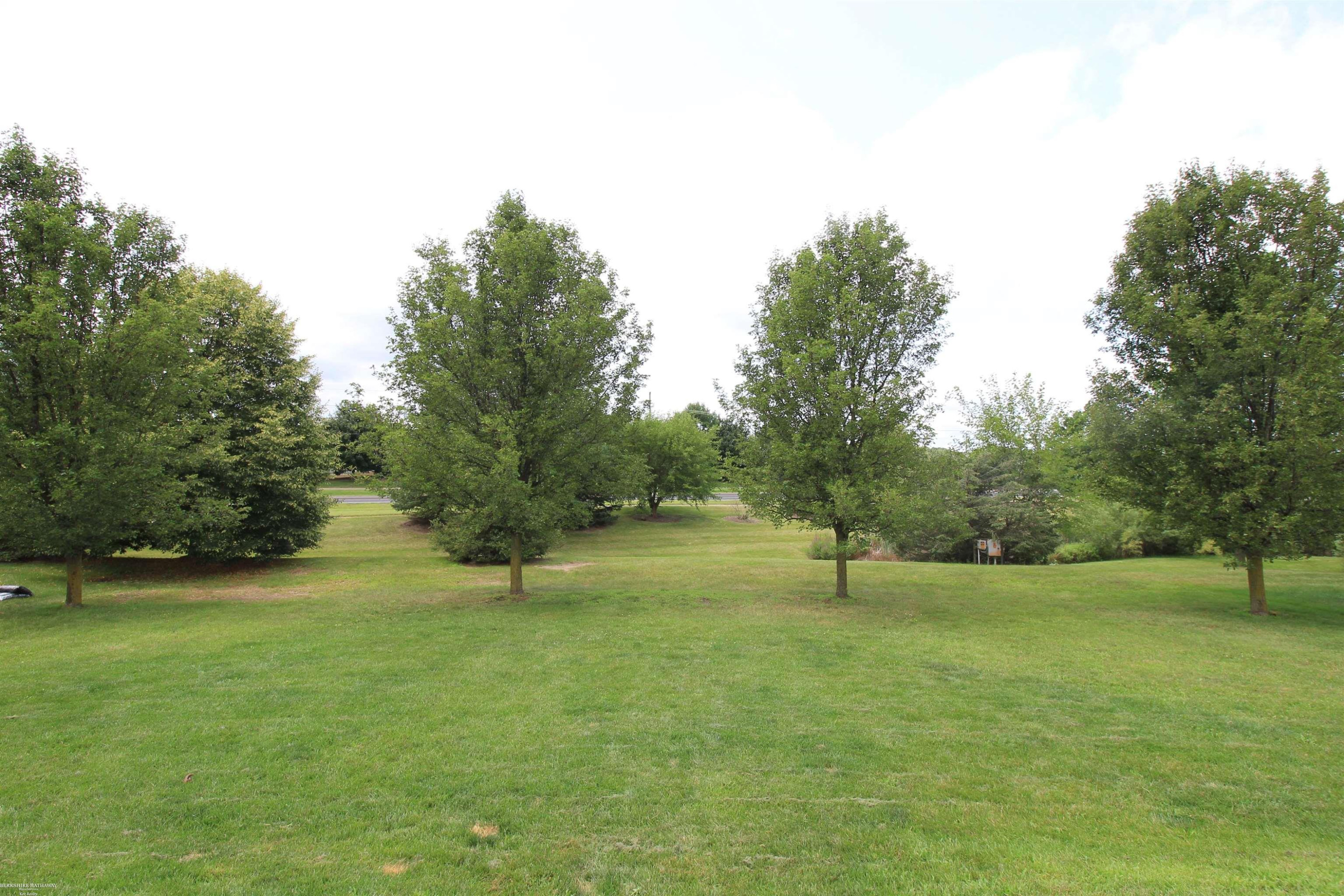 9035 Parkland Drive, Ypsilanti, MI 48197 — Photo 32