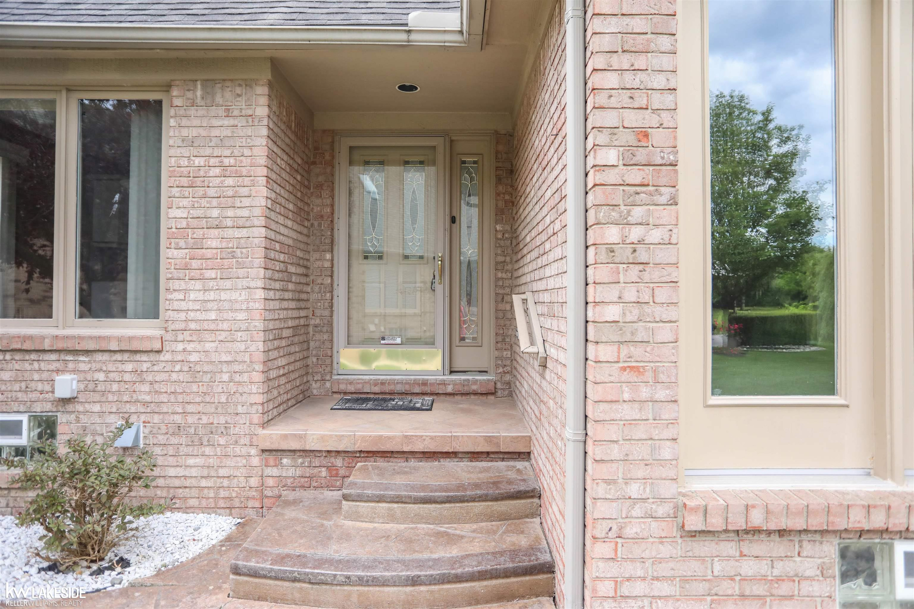 14935 Stoney Brook, Utica, MI 48315 — Photo 3
