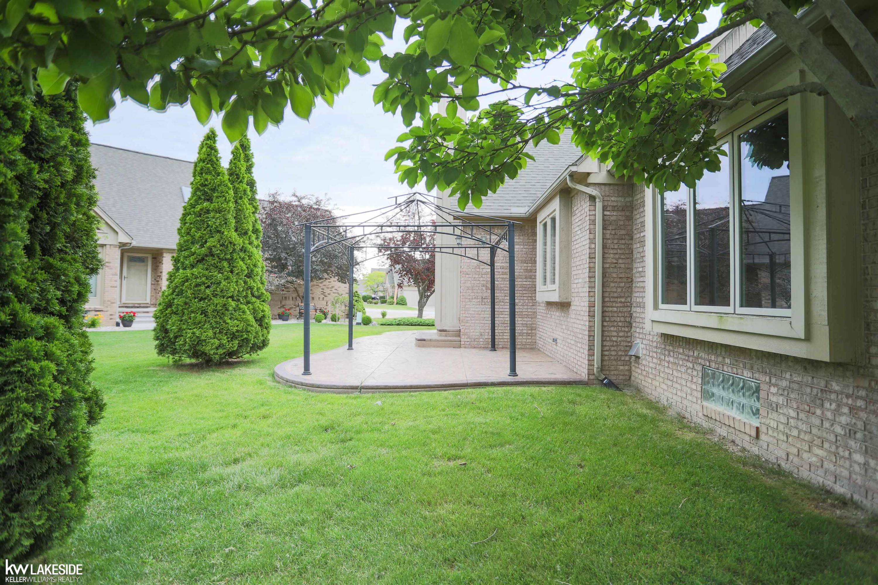 14935 Stoney Brook, Utica, MI 48315 — Photo 7