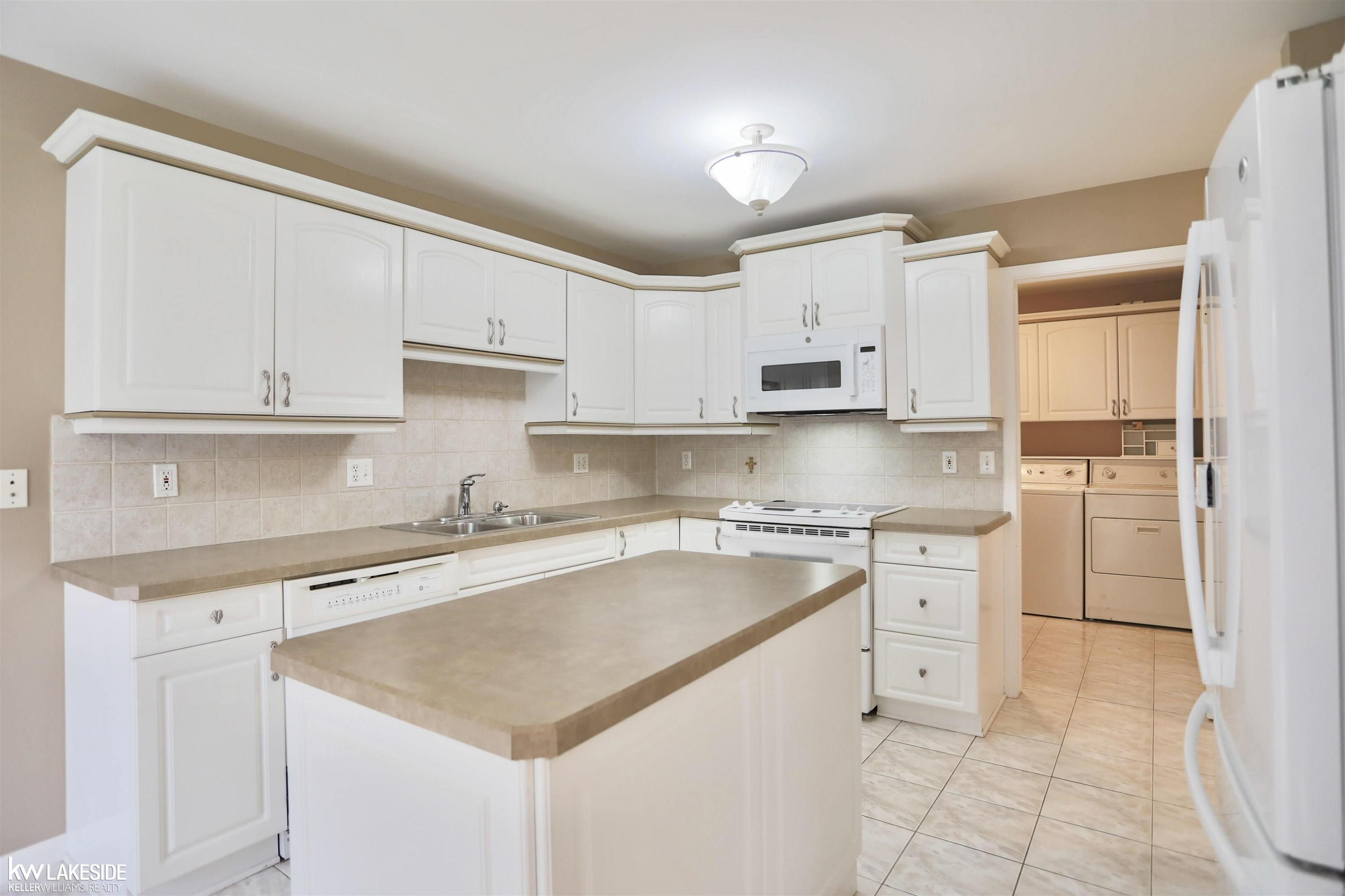 14935 Stoney Brook, Utica, MI 48315 — Photo 20