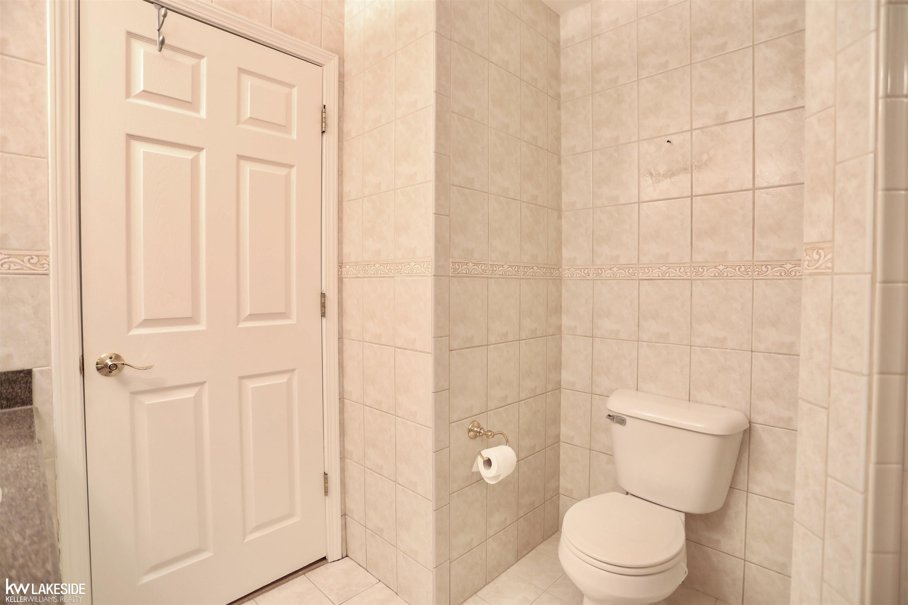 14935 Stoney Brook, Utica, MI 48315 — Photo 28