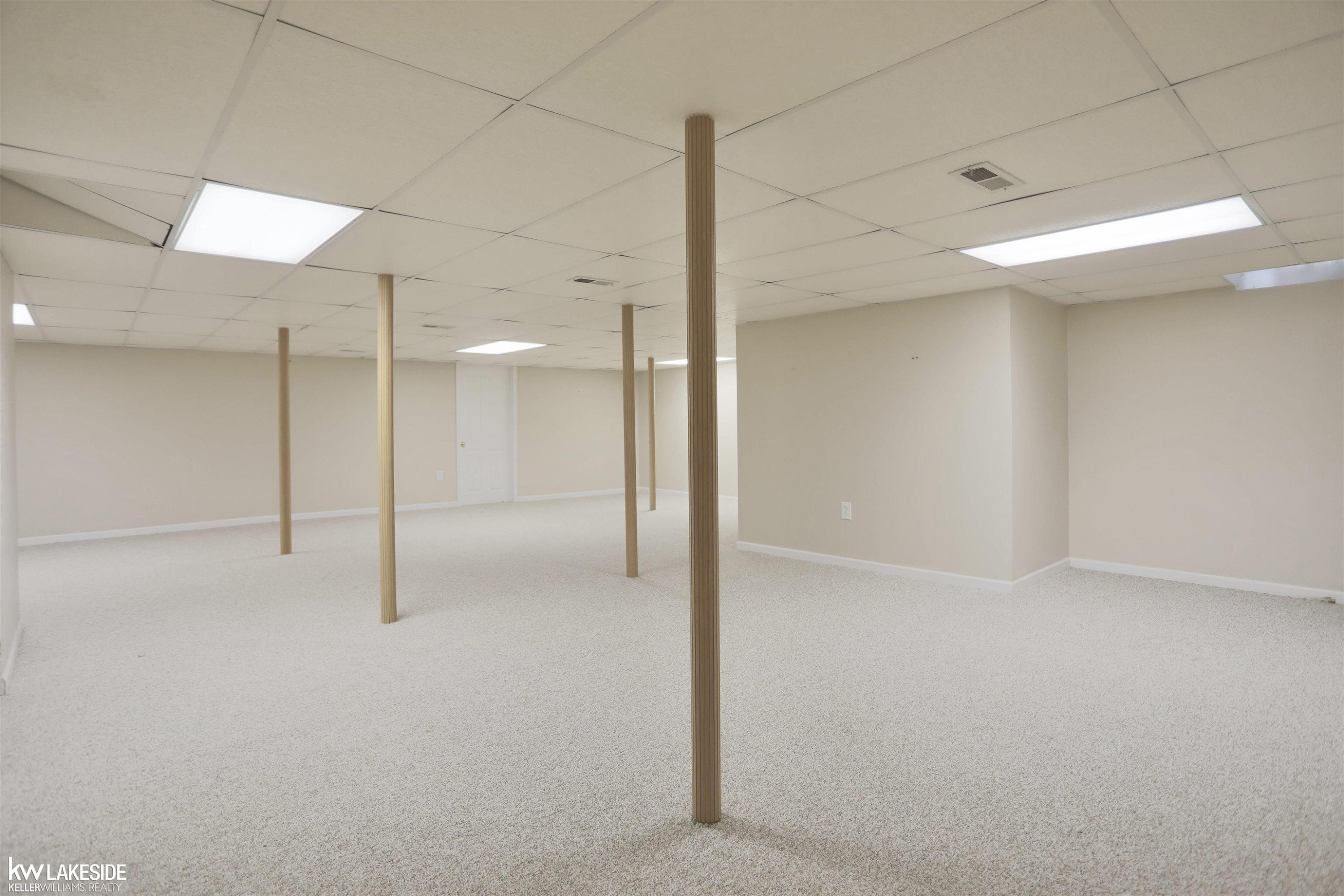 14935 Stoney Brook, Utica, MI 48315 — Photo 45