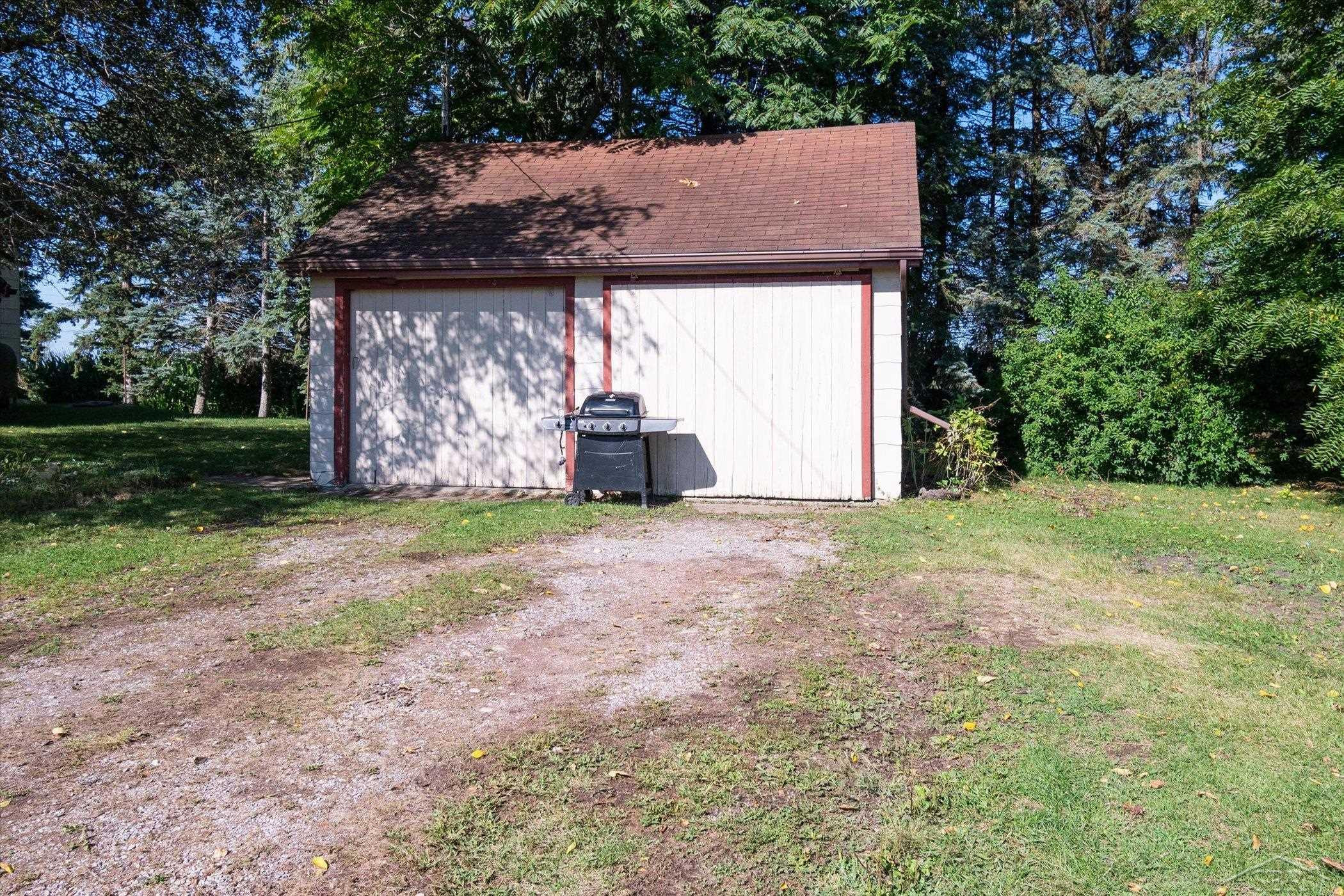 15940 LAKEFIELD Road, Hemlock, MI 48626 — Photo 35