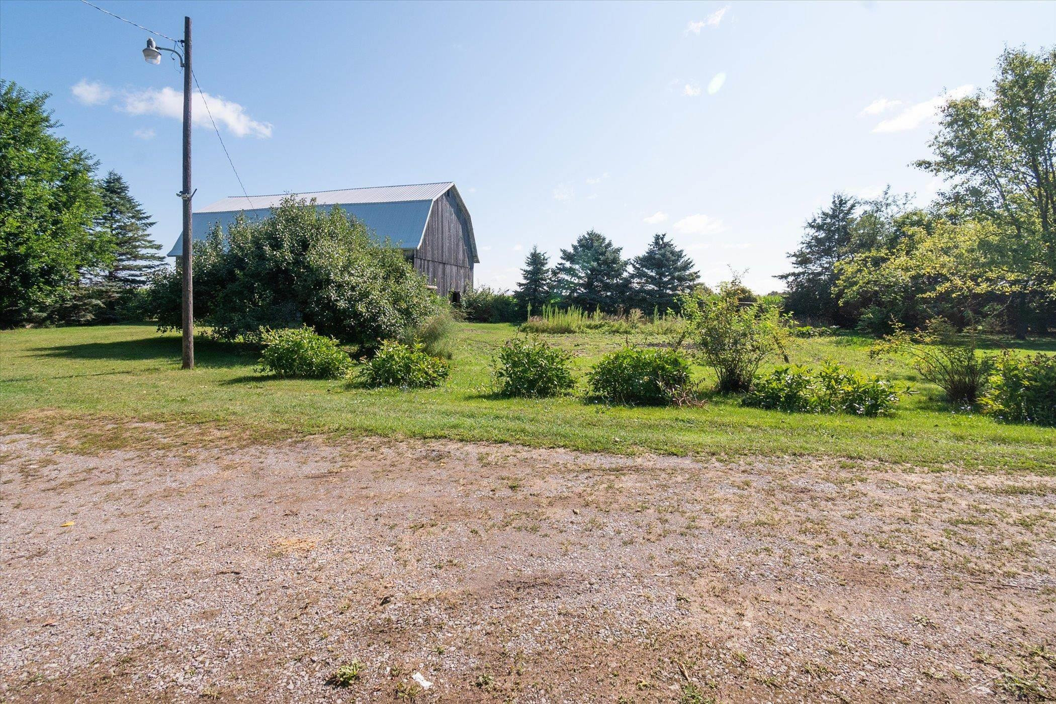 15940 LAKEFIELD Road, Hemlock, MI 48626 — Photo 37