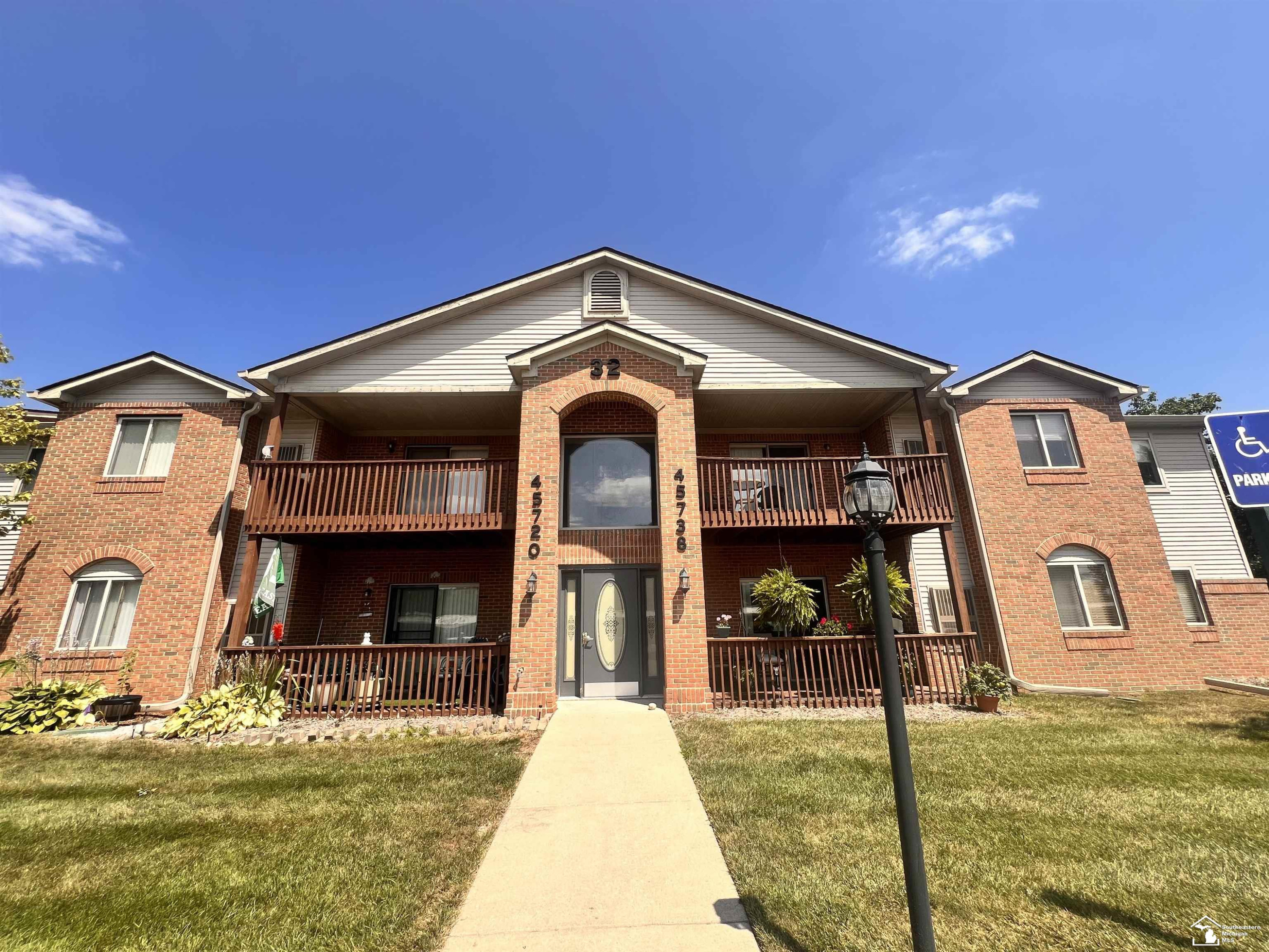 45720 Prairie Grass, Belleville, MI 48111 — front exterior