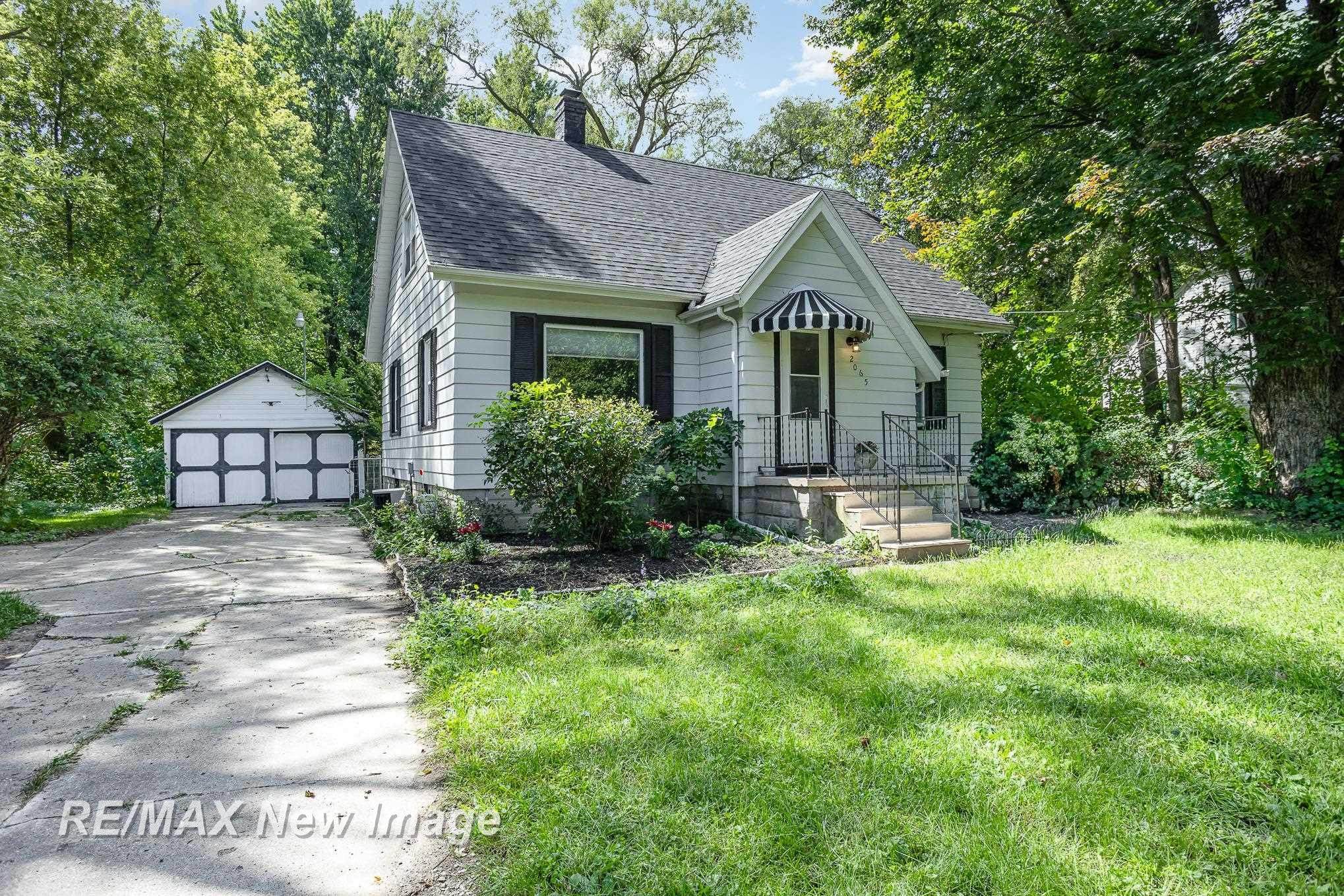 2065 Houlihan Road, Saginaw, MI 48601 — Photo 2