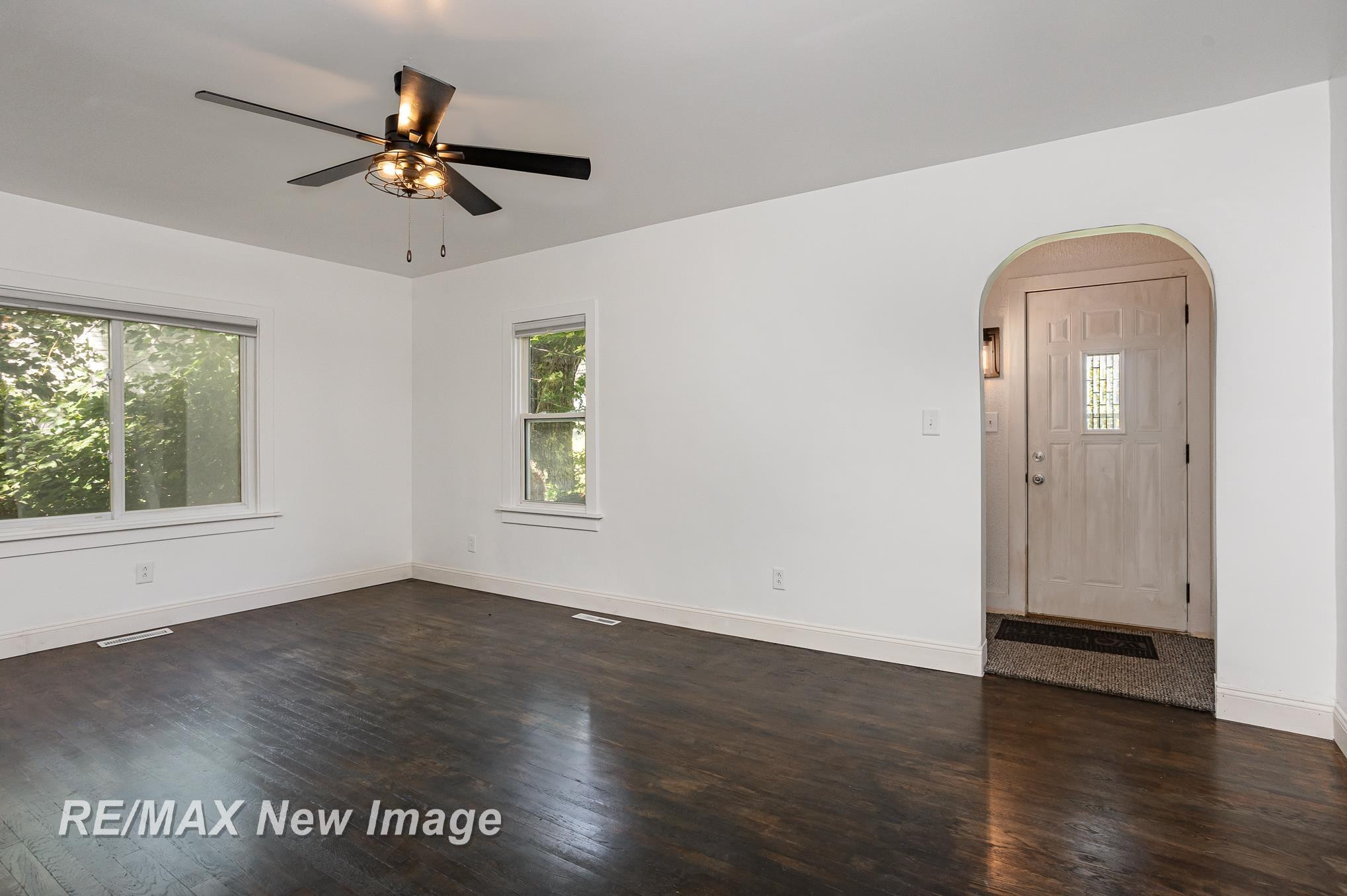 2065 Houlihan Road, Saginaw, MI 48601 — Photo 3