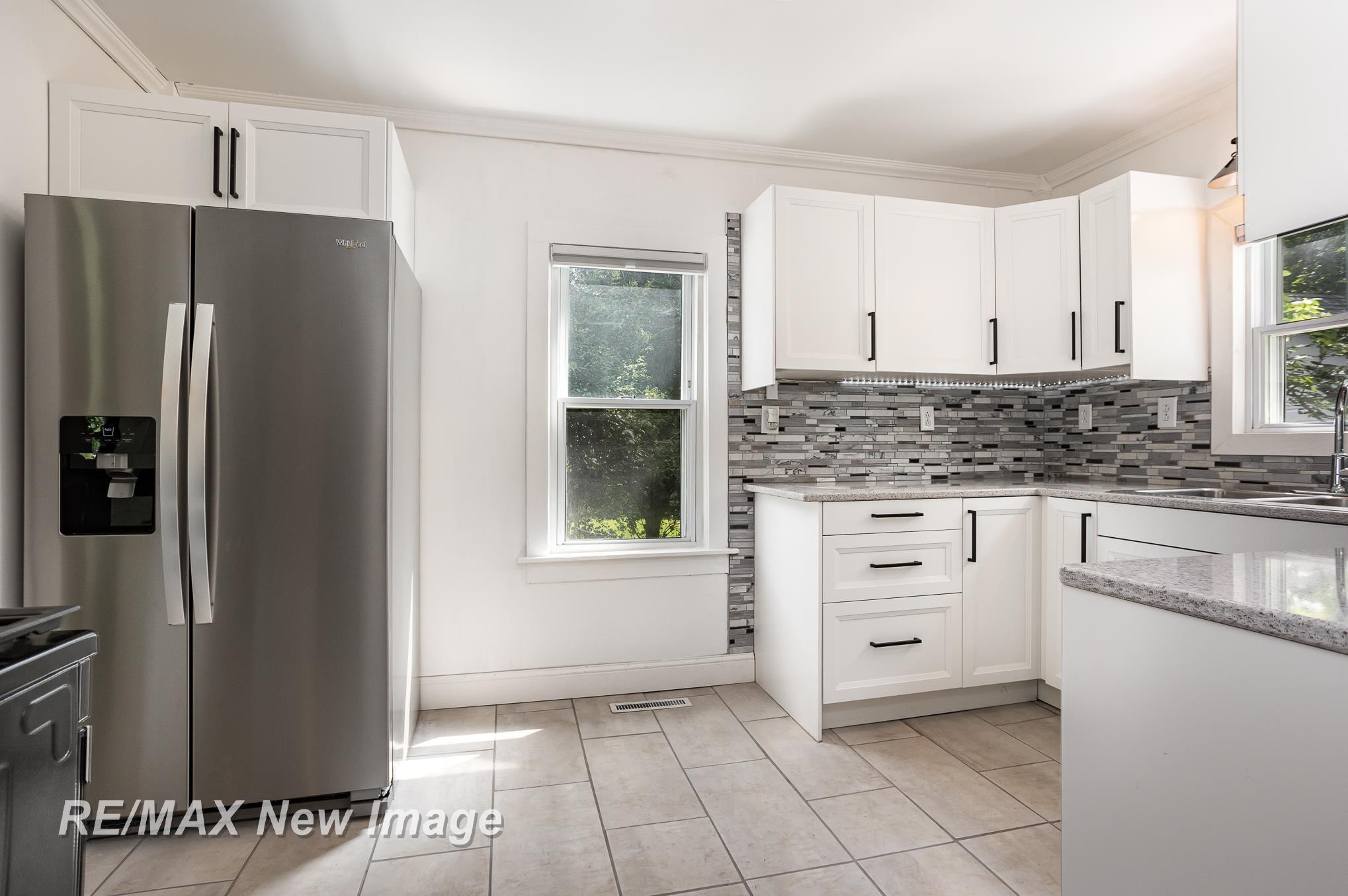 2065 Houlihan Road, Saginaw, MI 48601 — Photo 9