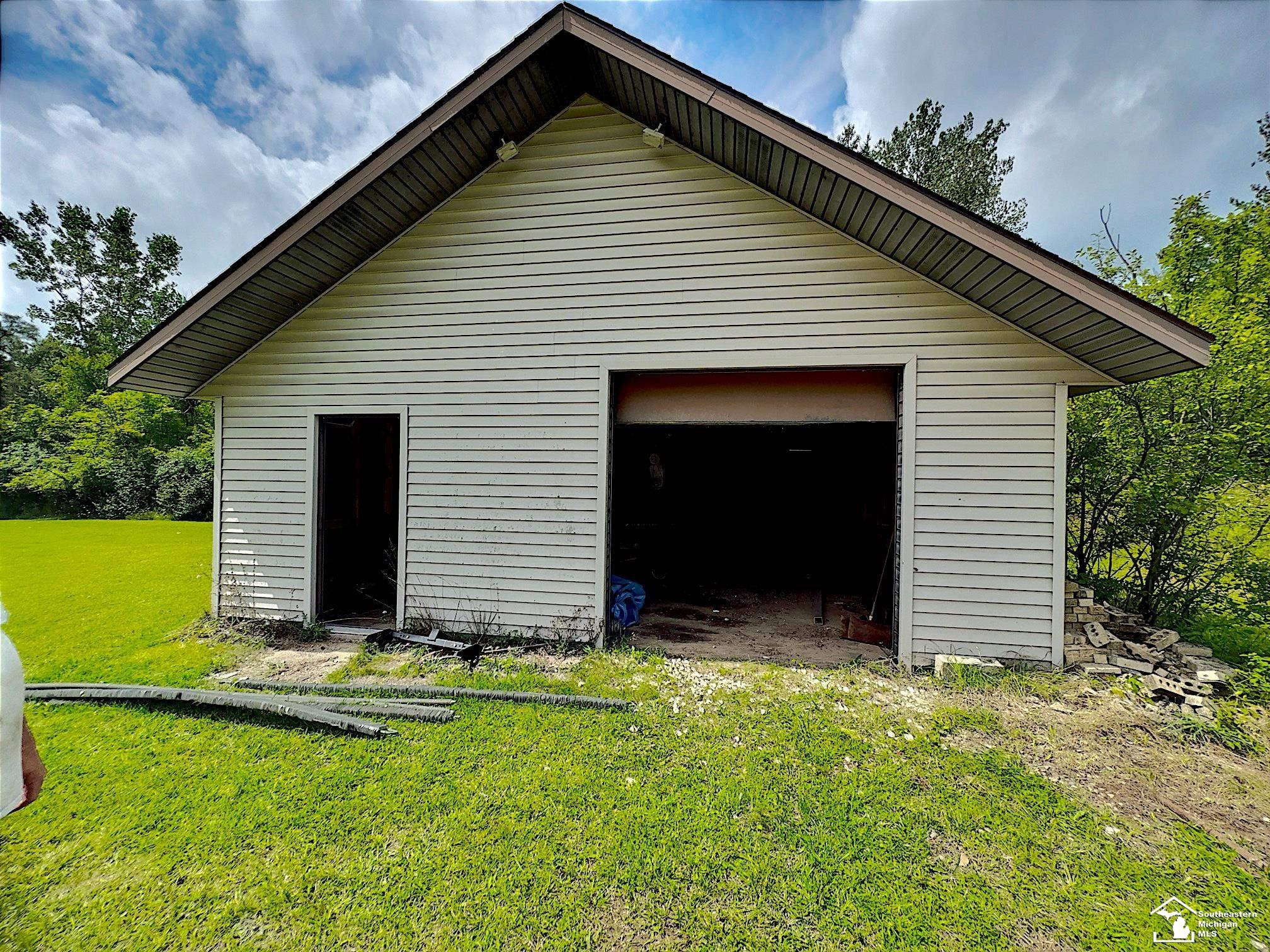 5677 Vreeland Road, Ann Arbor, MI 48105 — Photo 4