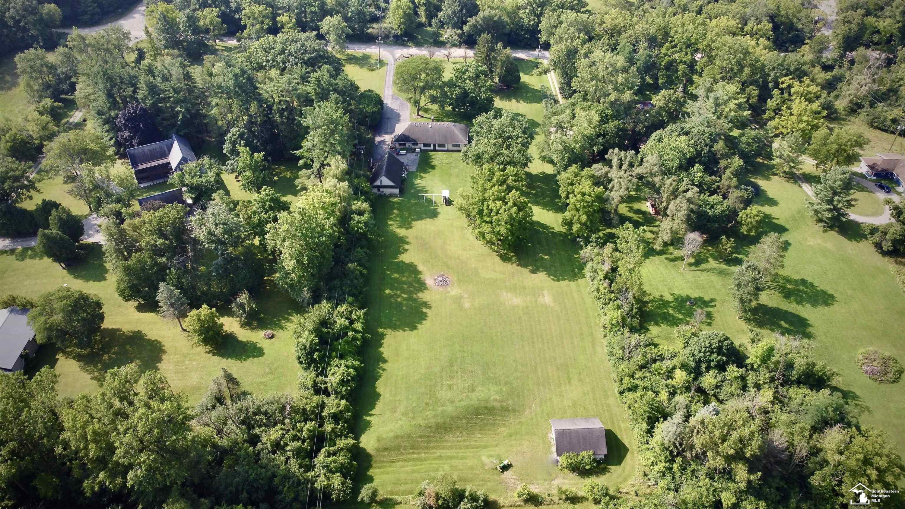 5677 Vreeland Road, Ann Arbor, MI 48105 — Photo 36