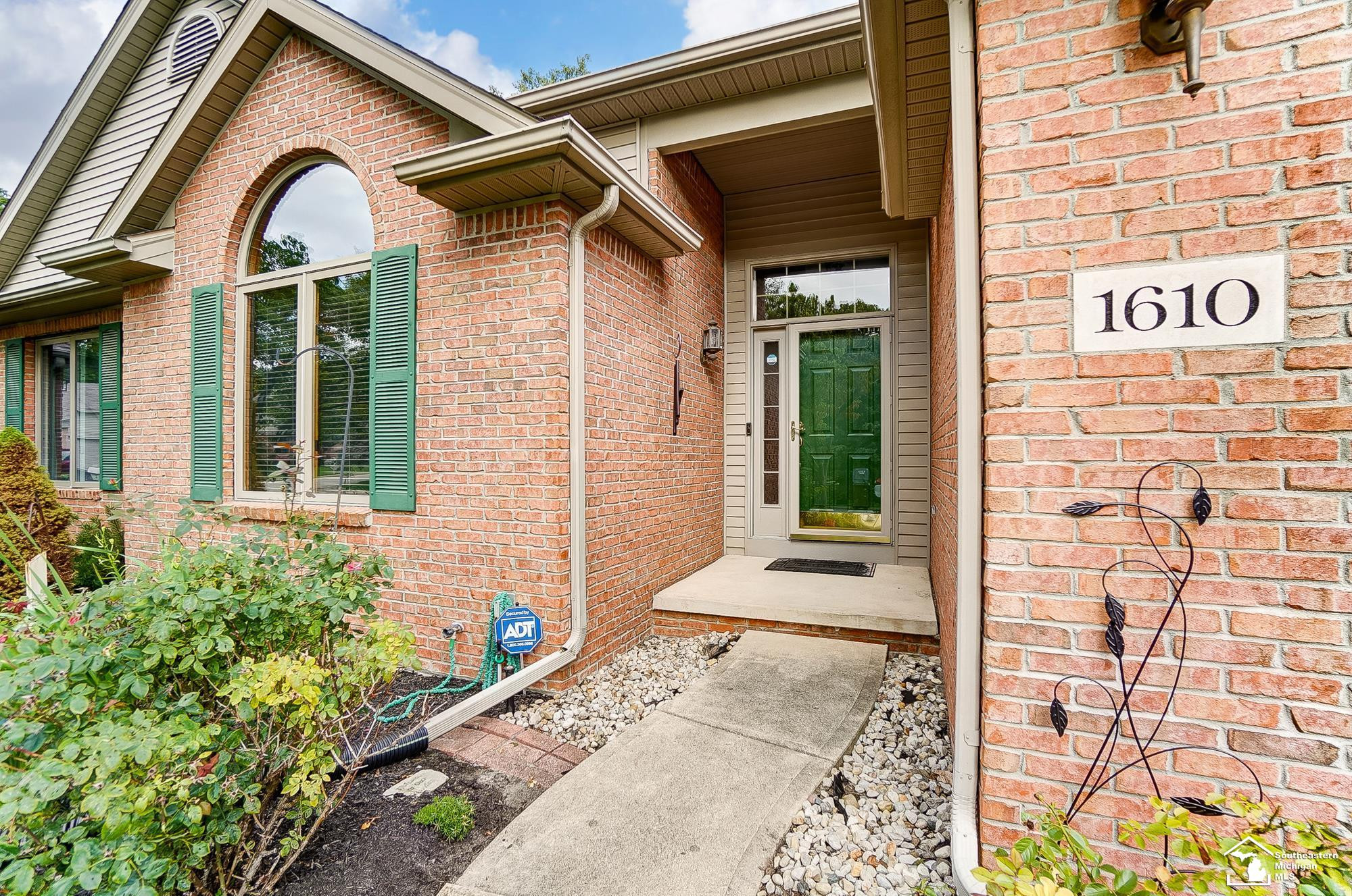 1610 Royal Troon, Temperance, MI 48182 — Photo 4