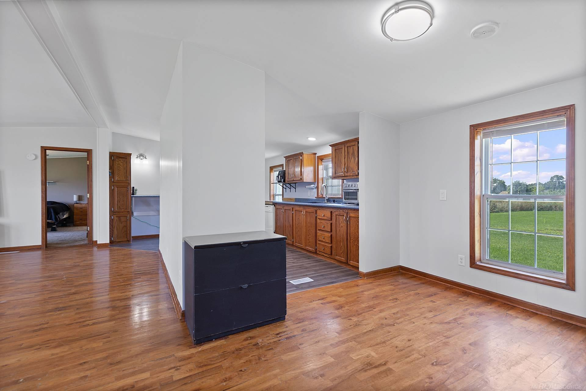 7113 Martin Road, Imlay City, MI 48444 — Photo 10