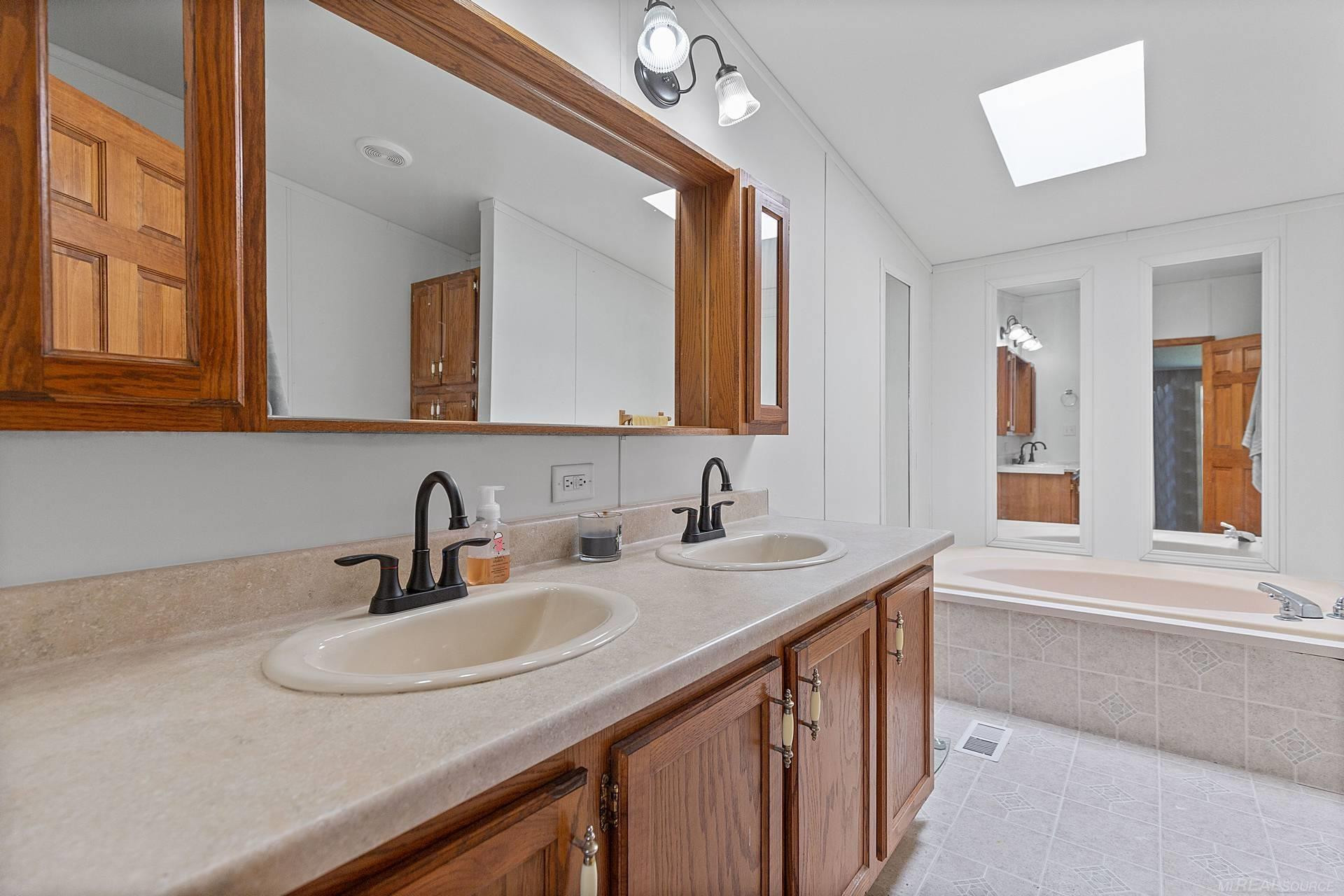 7113 Martin Road, Imlay City, MI 48444 — Photo 17