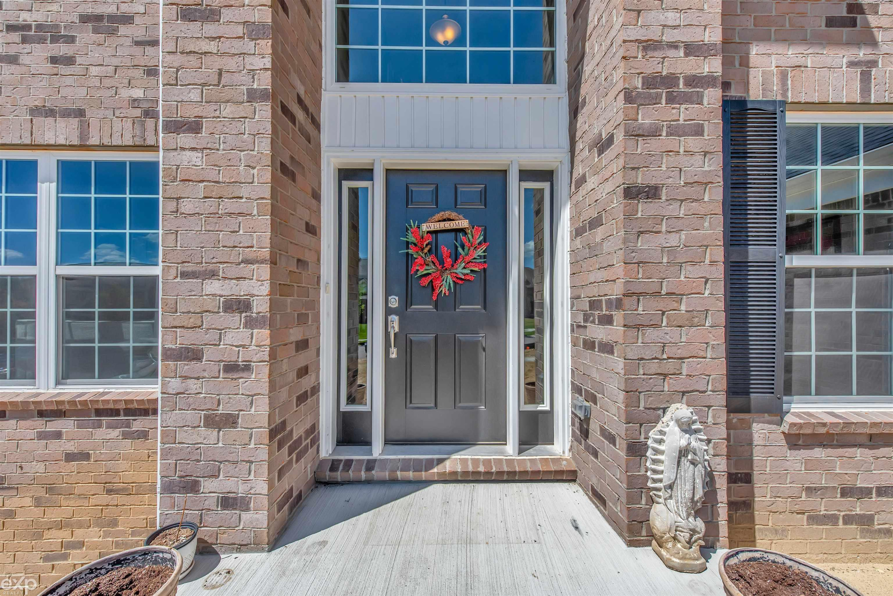 4127 Newgard Drive, Lake Orion, MI