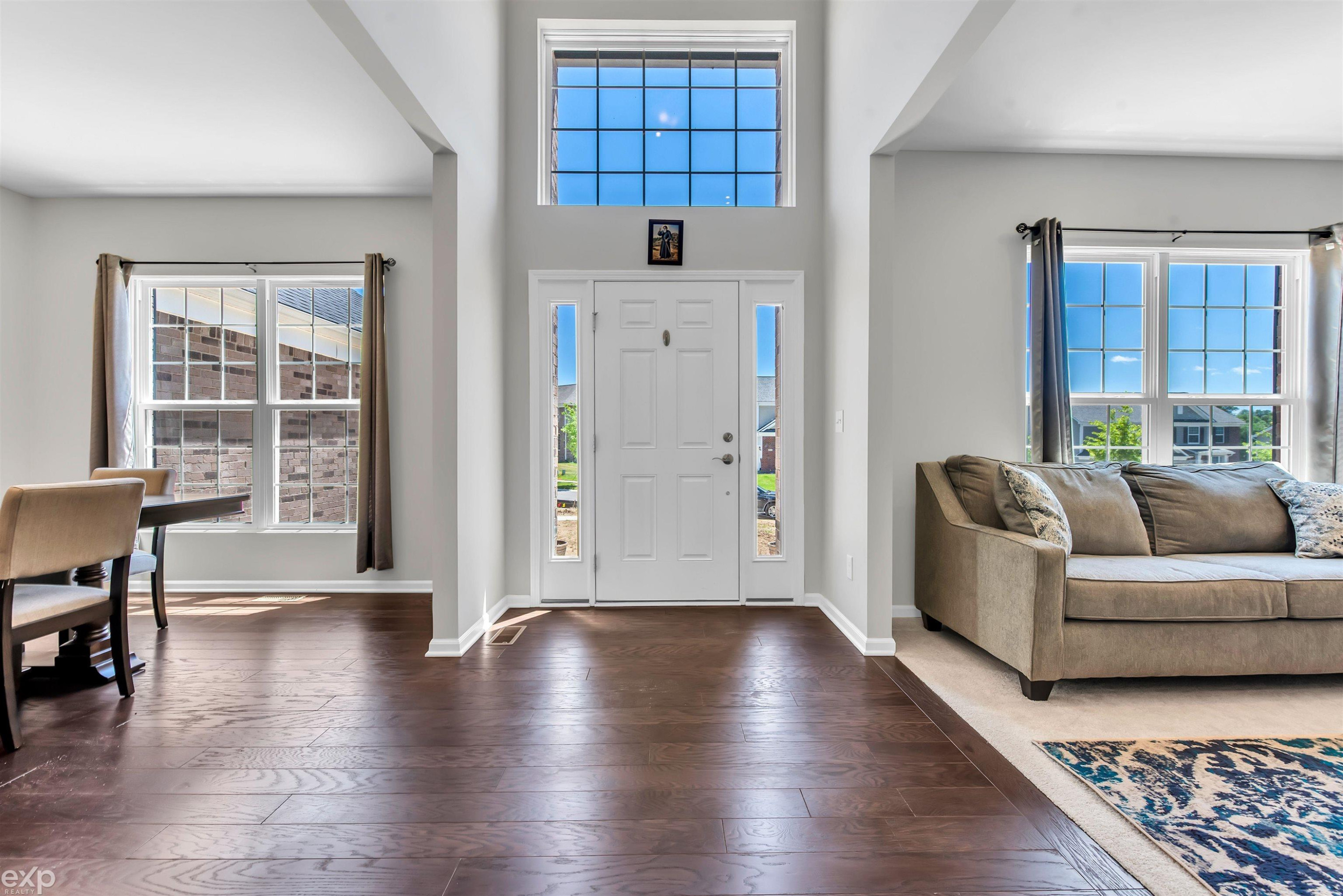 4127 Newgard Drive, Lake Orion, MI — Photo 4